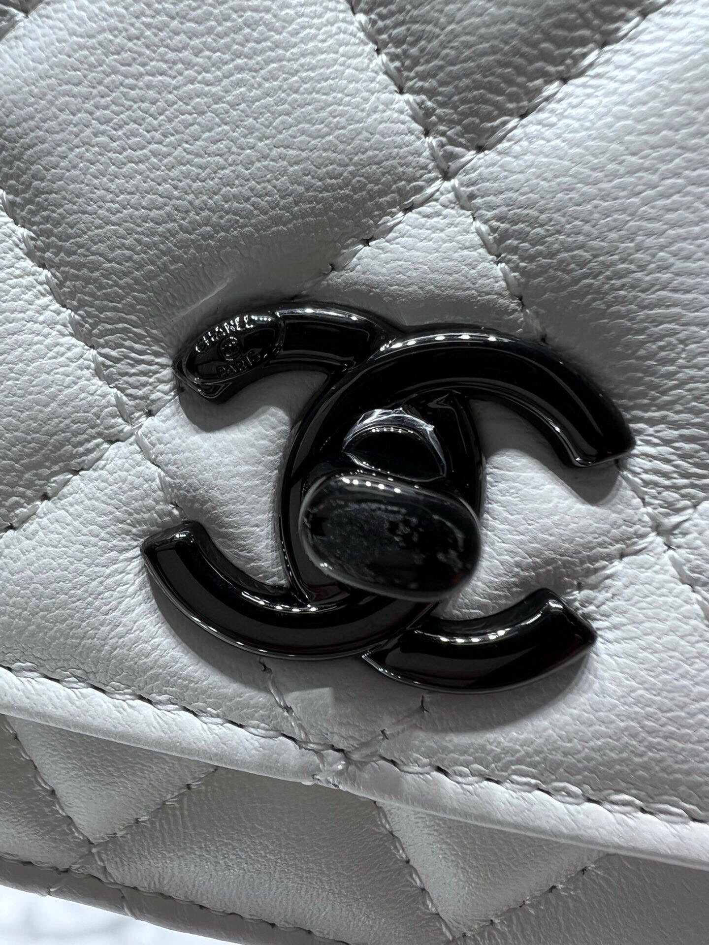 Chanel WOC Trendy CC Wallet On Chain 19x12x3.5cm