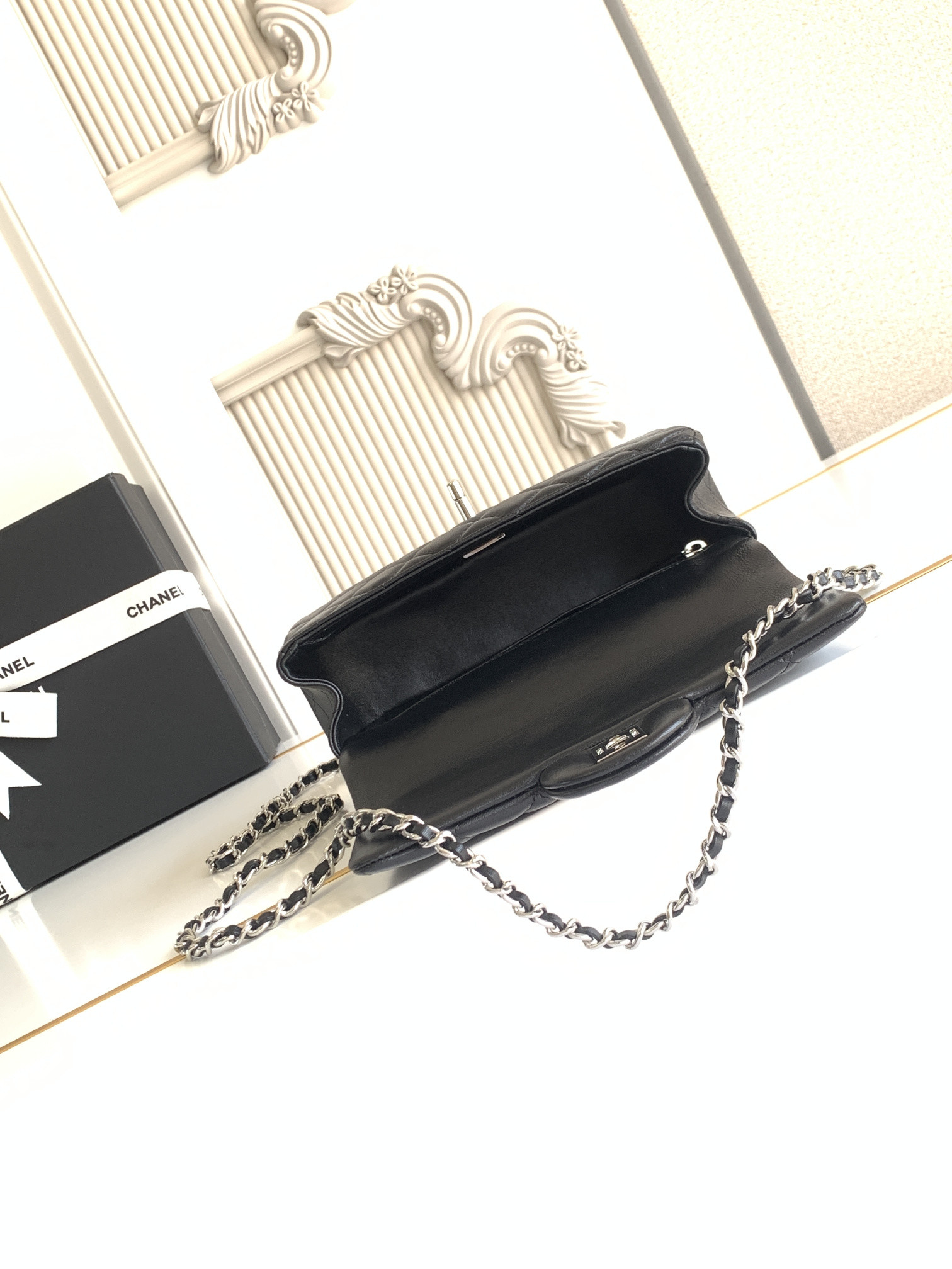 CHANEL Mini CF handle 20x12x6cm