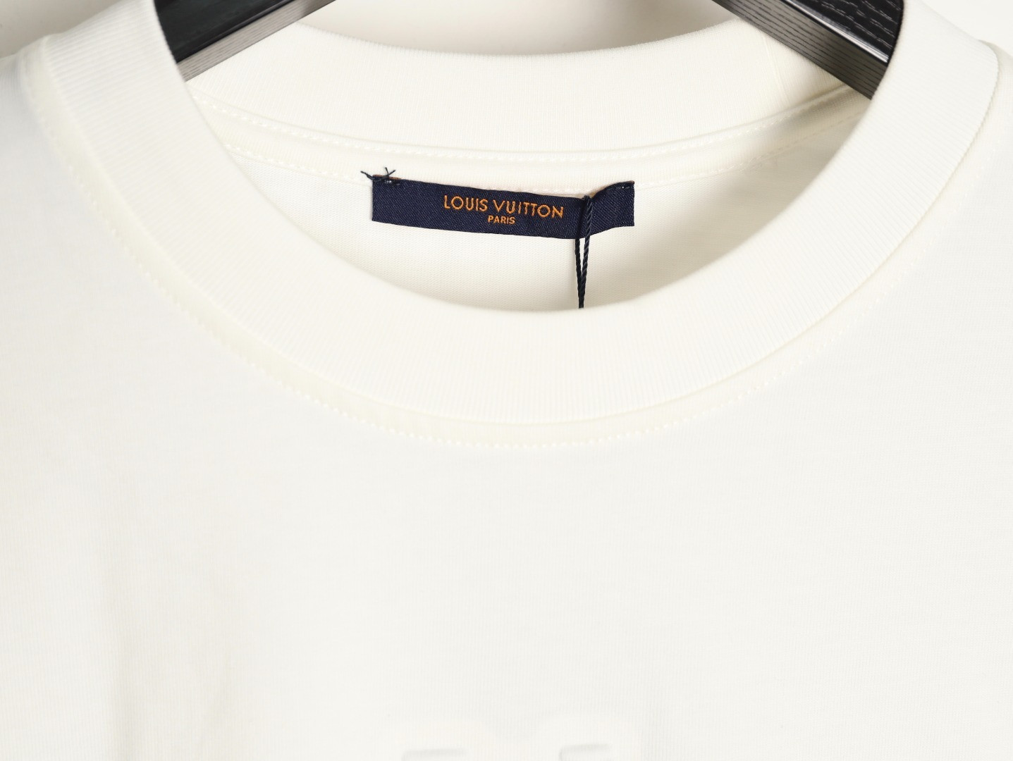 L0vis Vvtt0n Long-sleeved T-shirt
