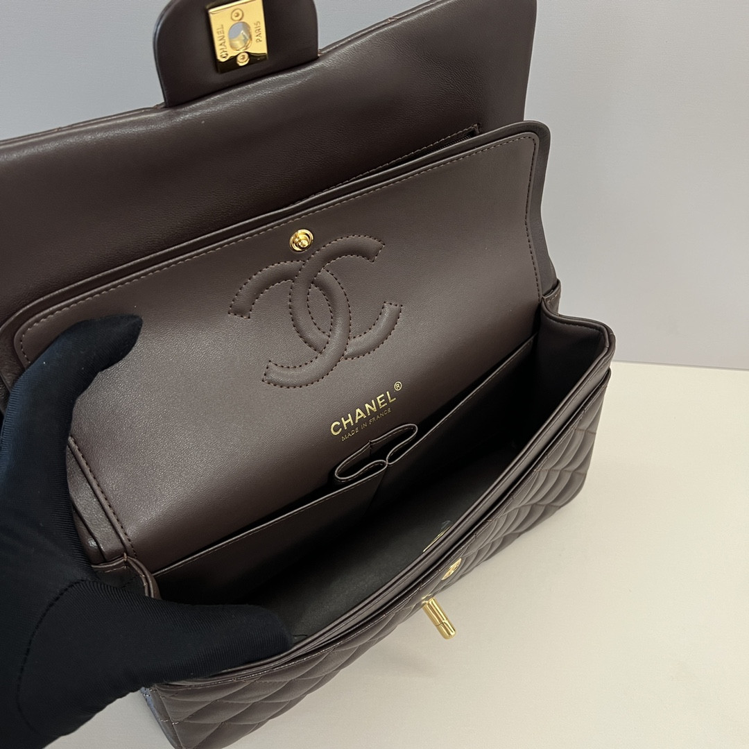 Chanel Classic Flap Bag 15x25.5x6cm