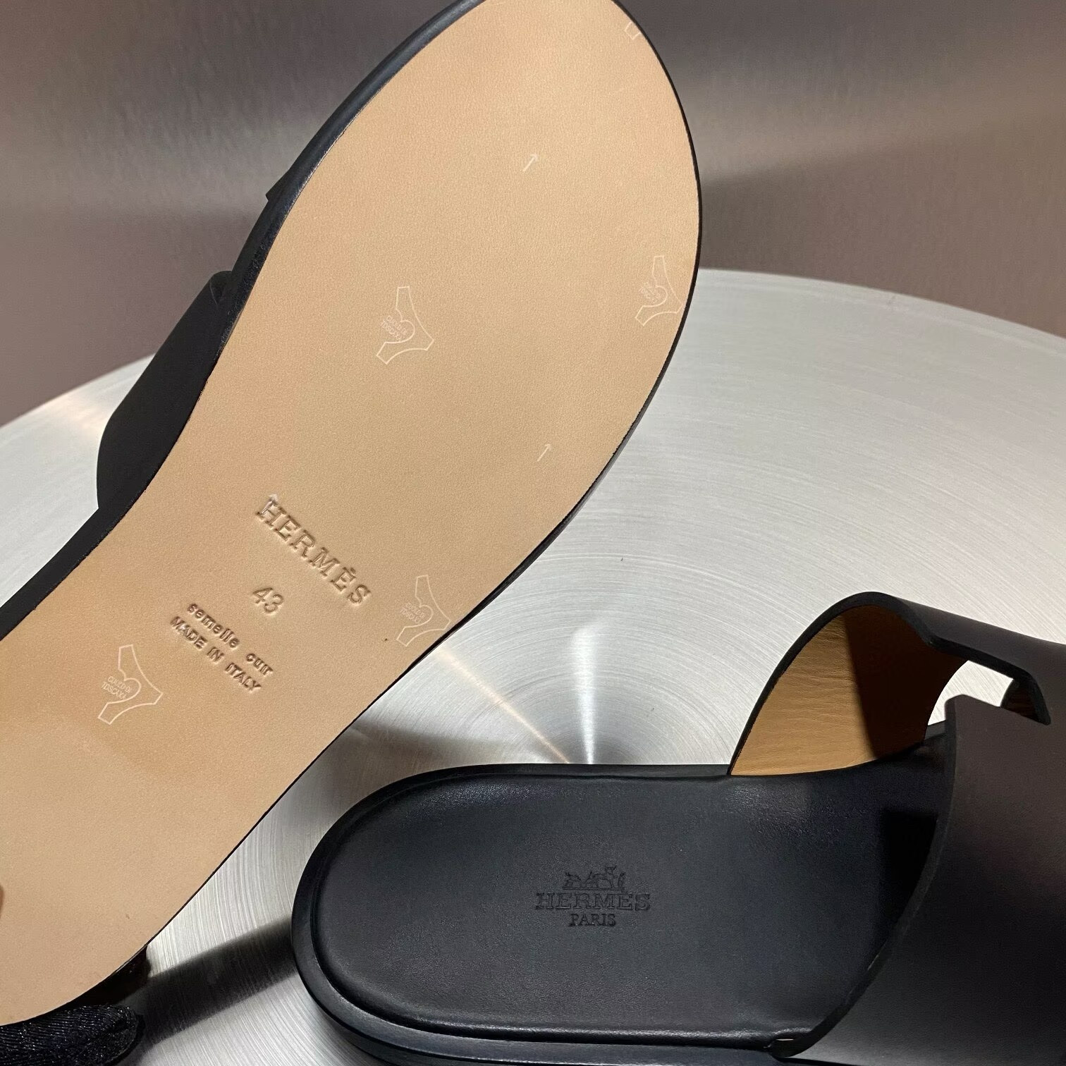 ua H**me5 izmir sandal