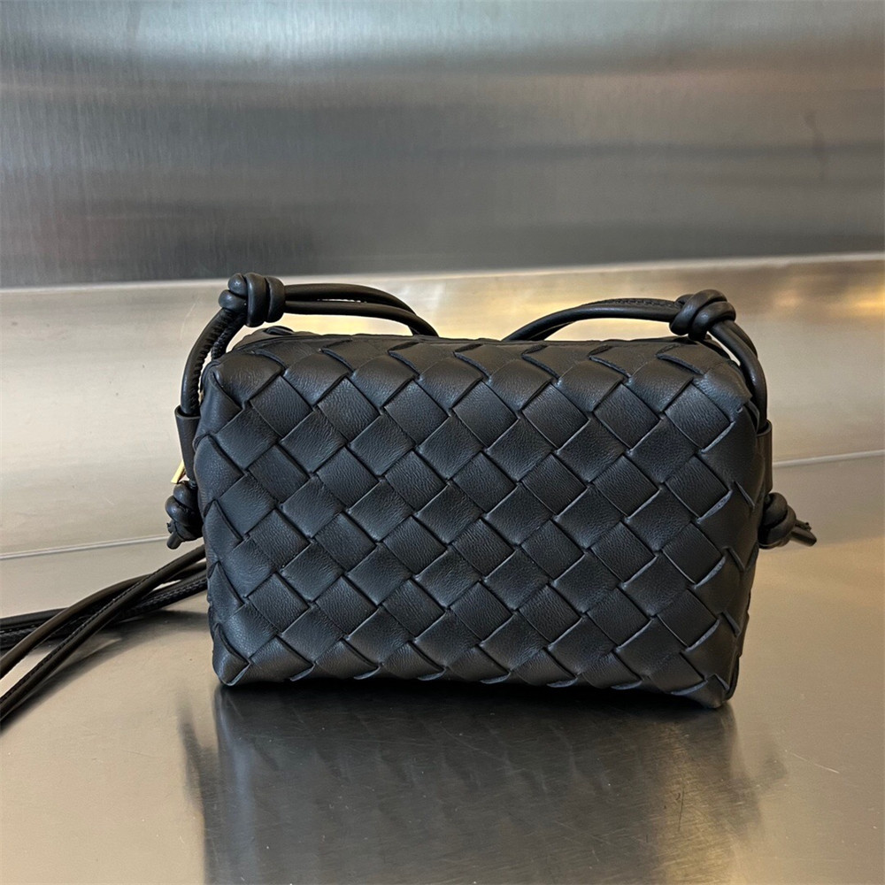 B0tt*ga Ven*ta Small Loop Cross-Body Bag 17x10x6cm