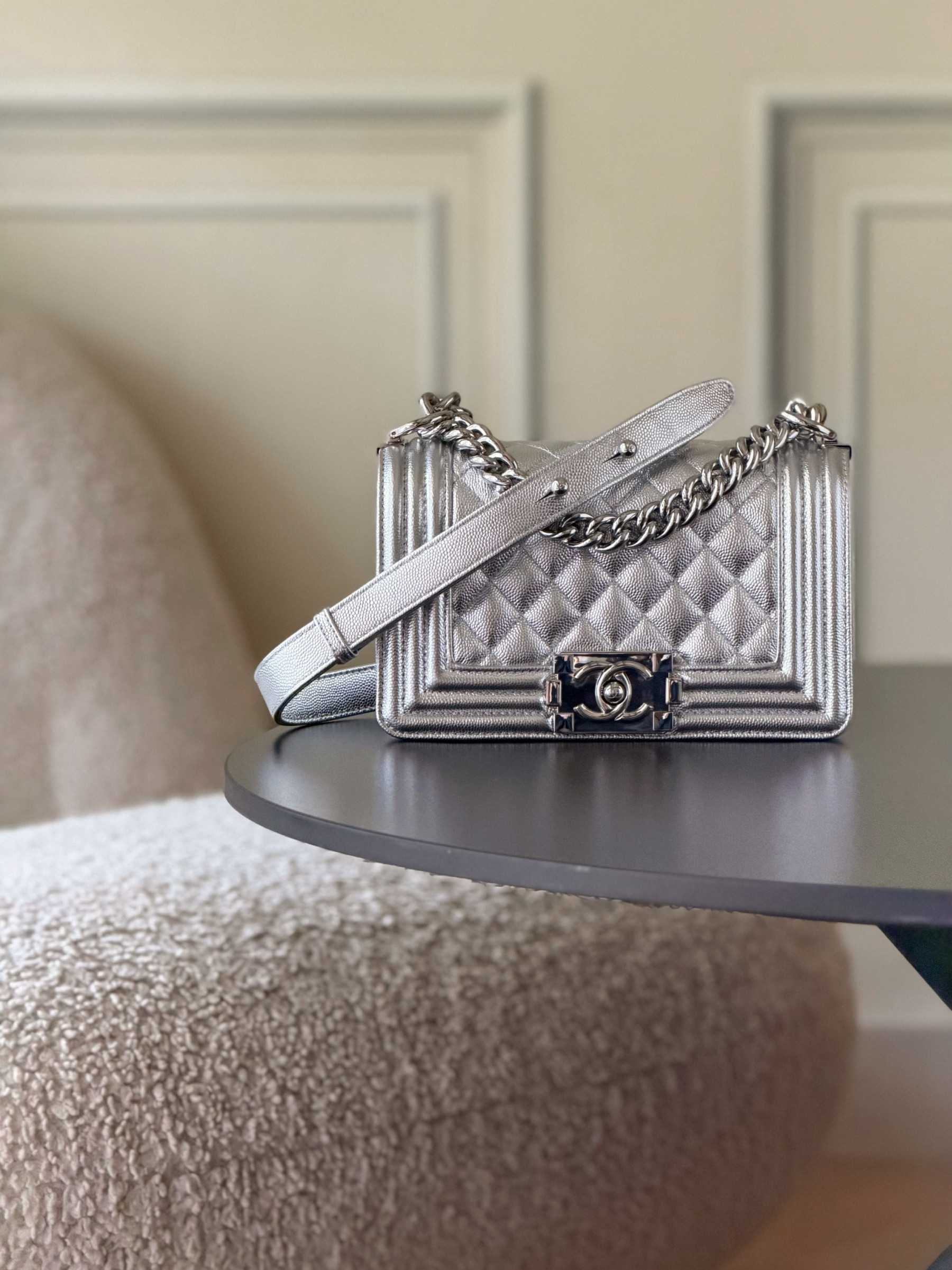 Chanel Boy Handbag 12x20x7cm