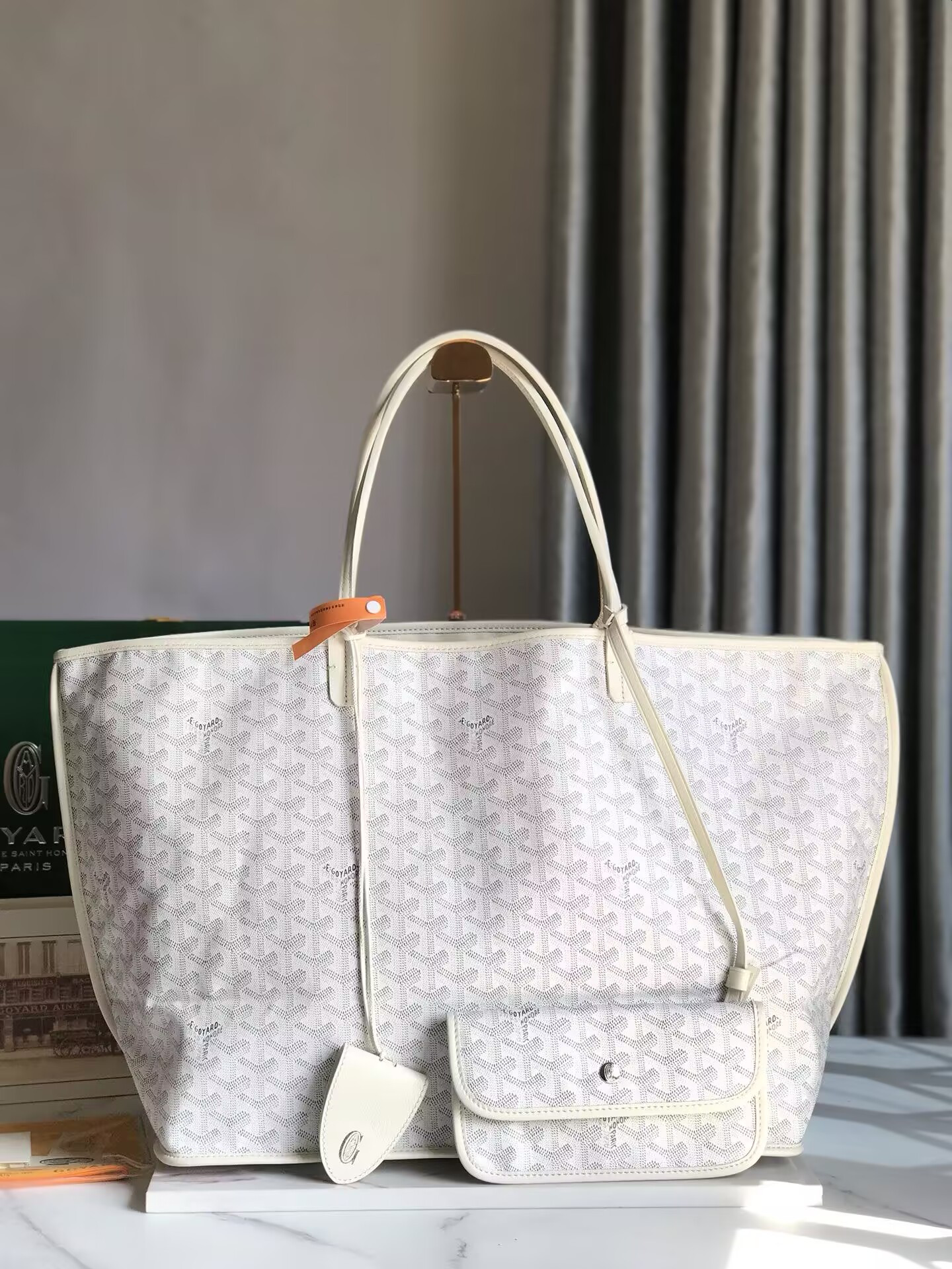Goyard Anjou GM Bag 39x32x19cm