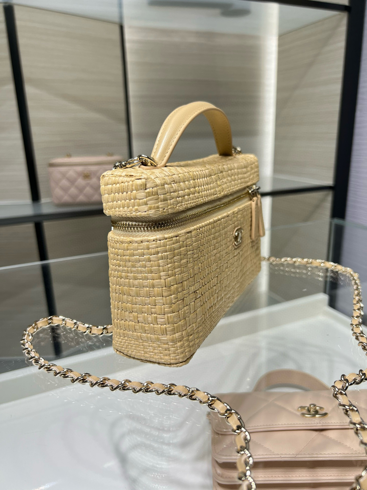 Chanel Classic Vanity with Chain AP4385 17x19.5x5cm