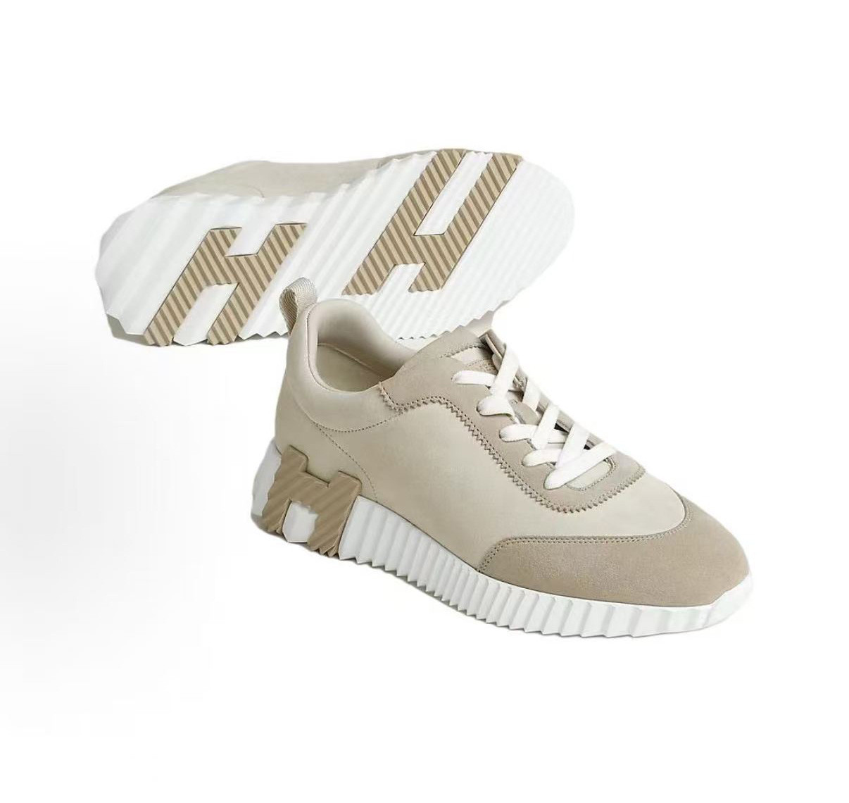 ua H**me5 bouncing sneaker