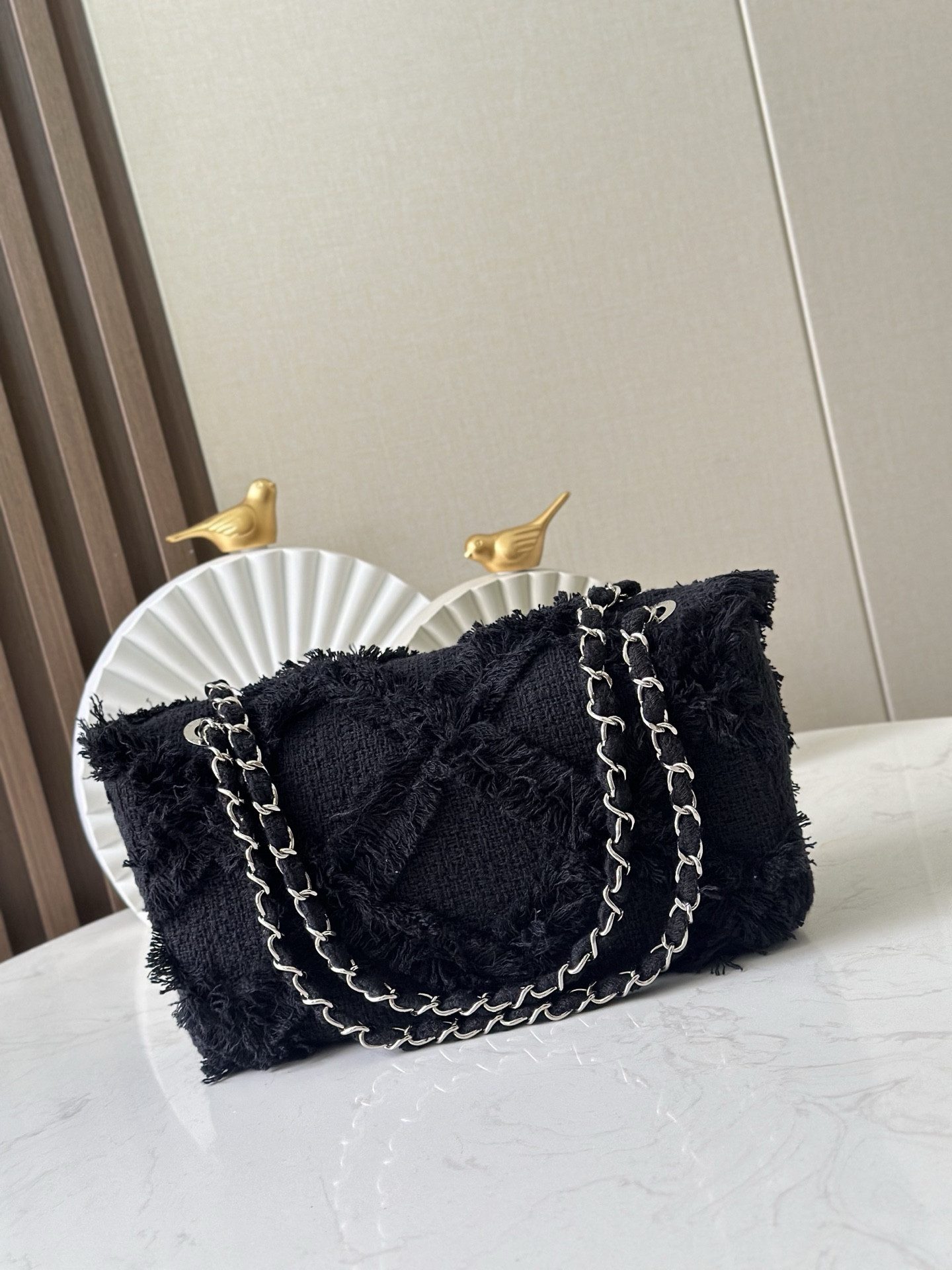 Chanel vintage Flap bag AS3318 27cm