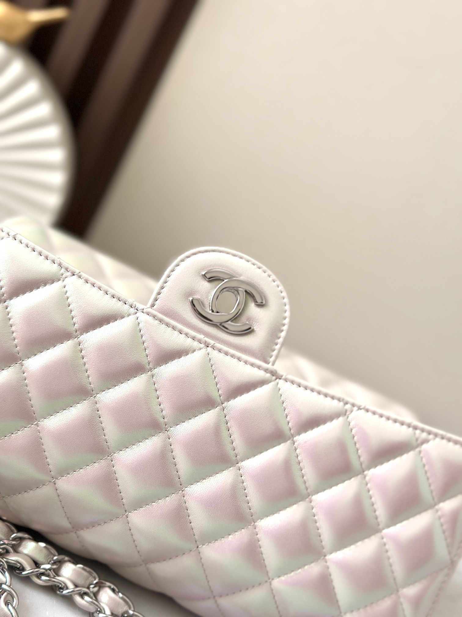 Chanel Classic Flap a01112 15.5×25.5×6.5cm