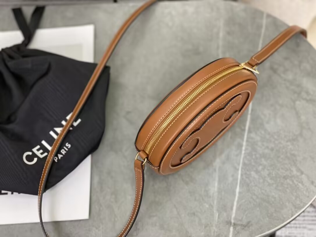 Celine Small Calfskin Cuir Triomphe Oval Crossbody 20x15x6cm