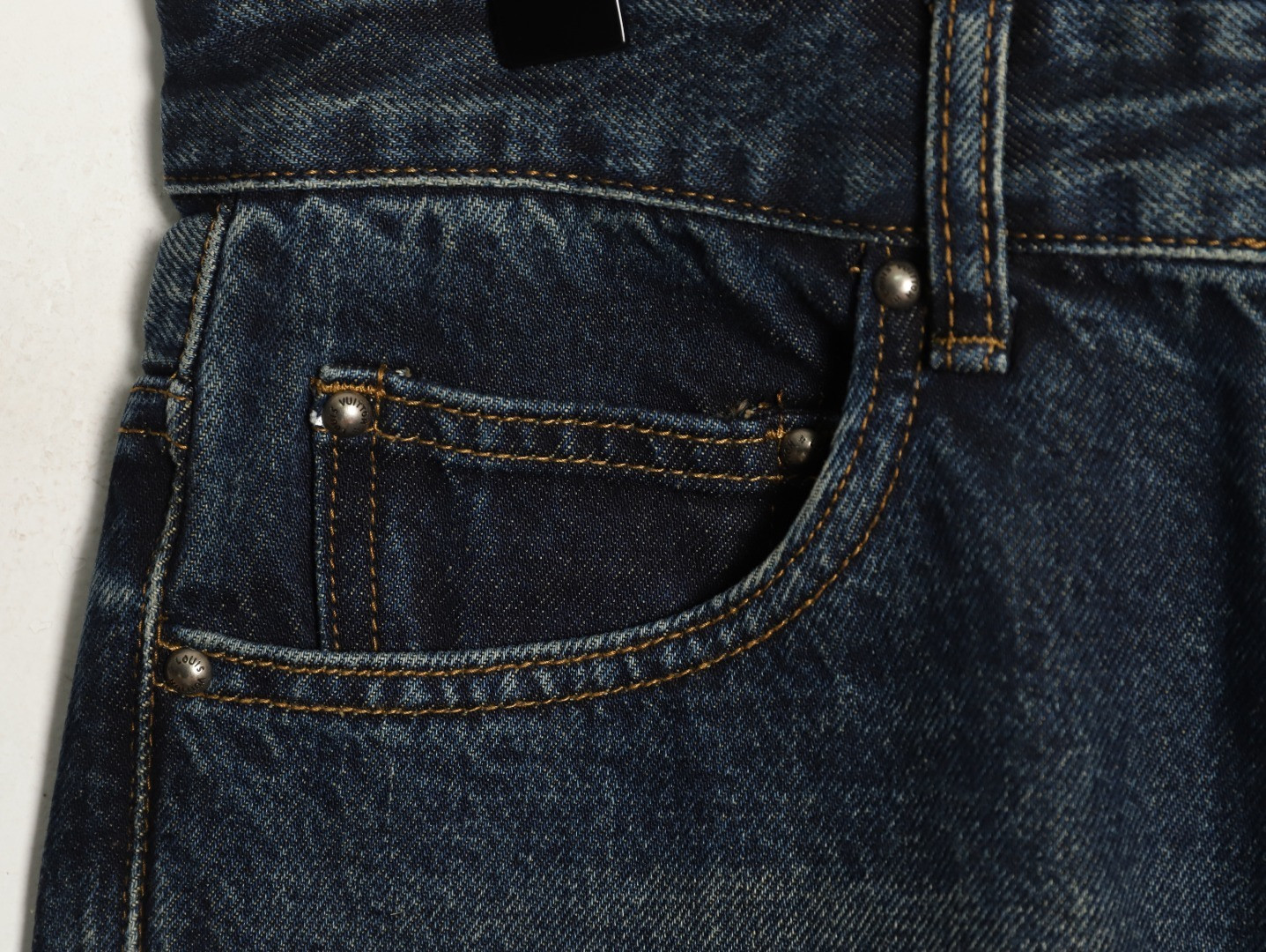 L0vis Vvtt0n Jeans