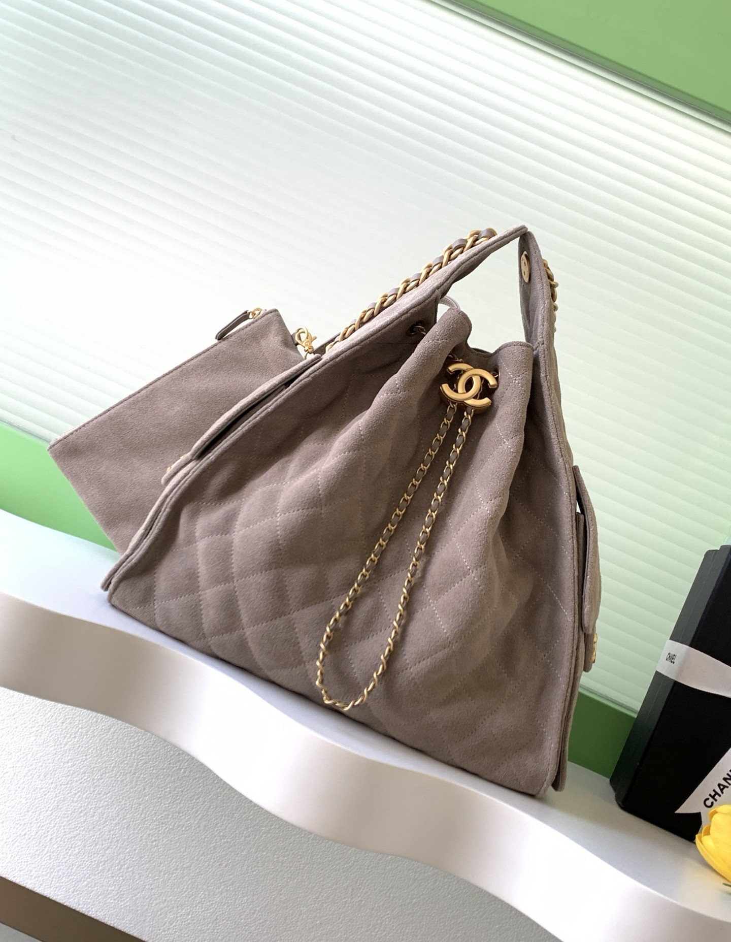 CHANEL 25C Bucket BAG 40x30x15cm