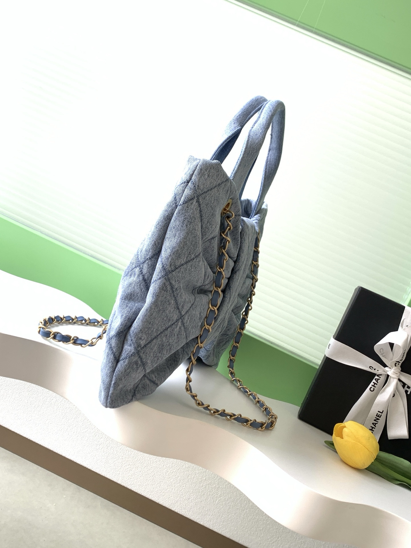 Chanel Mini Bow Bag 18x26x5cm