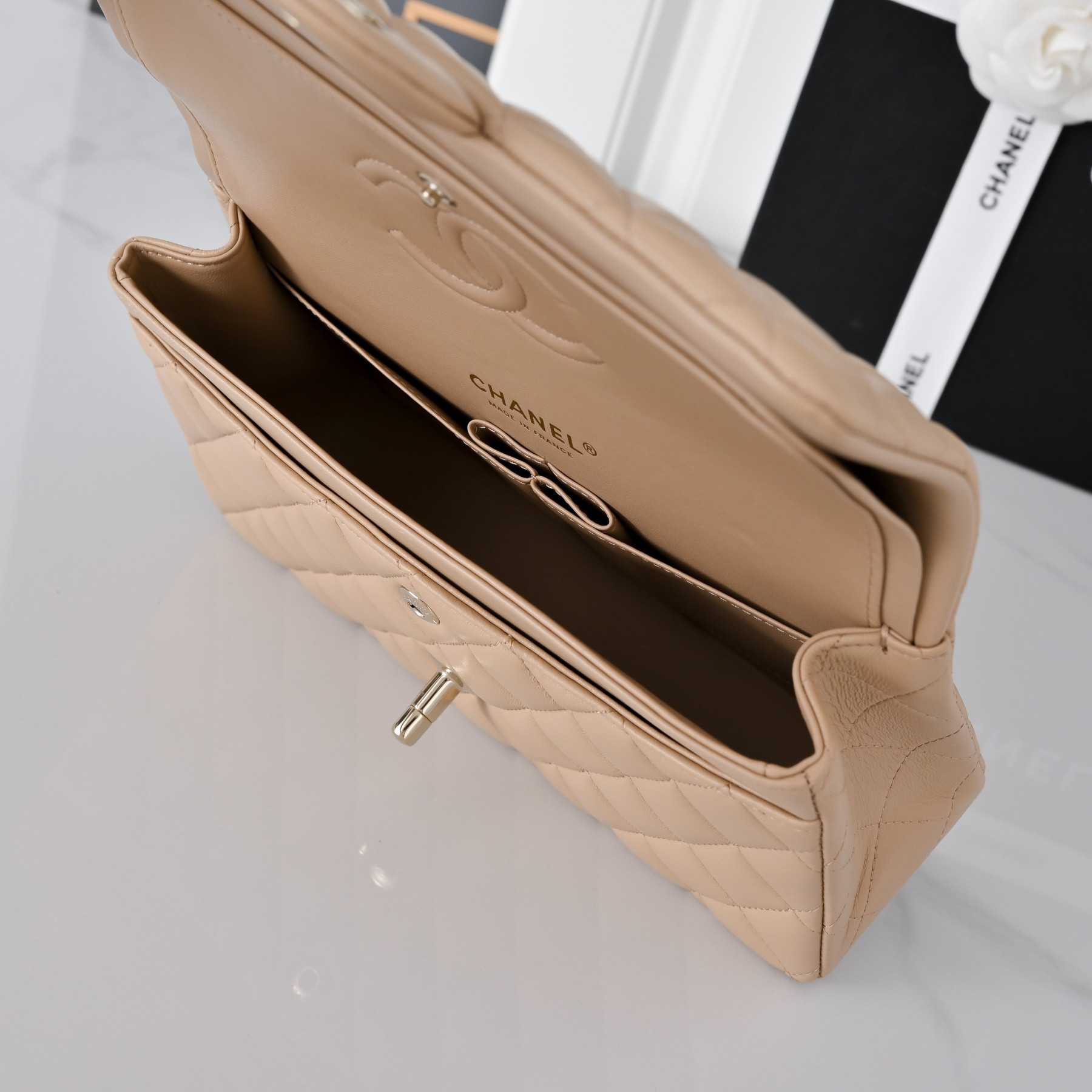 Chanel Classic Flap Handbag CF A01113 23x14.5x6cm