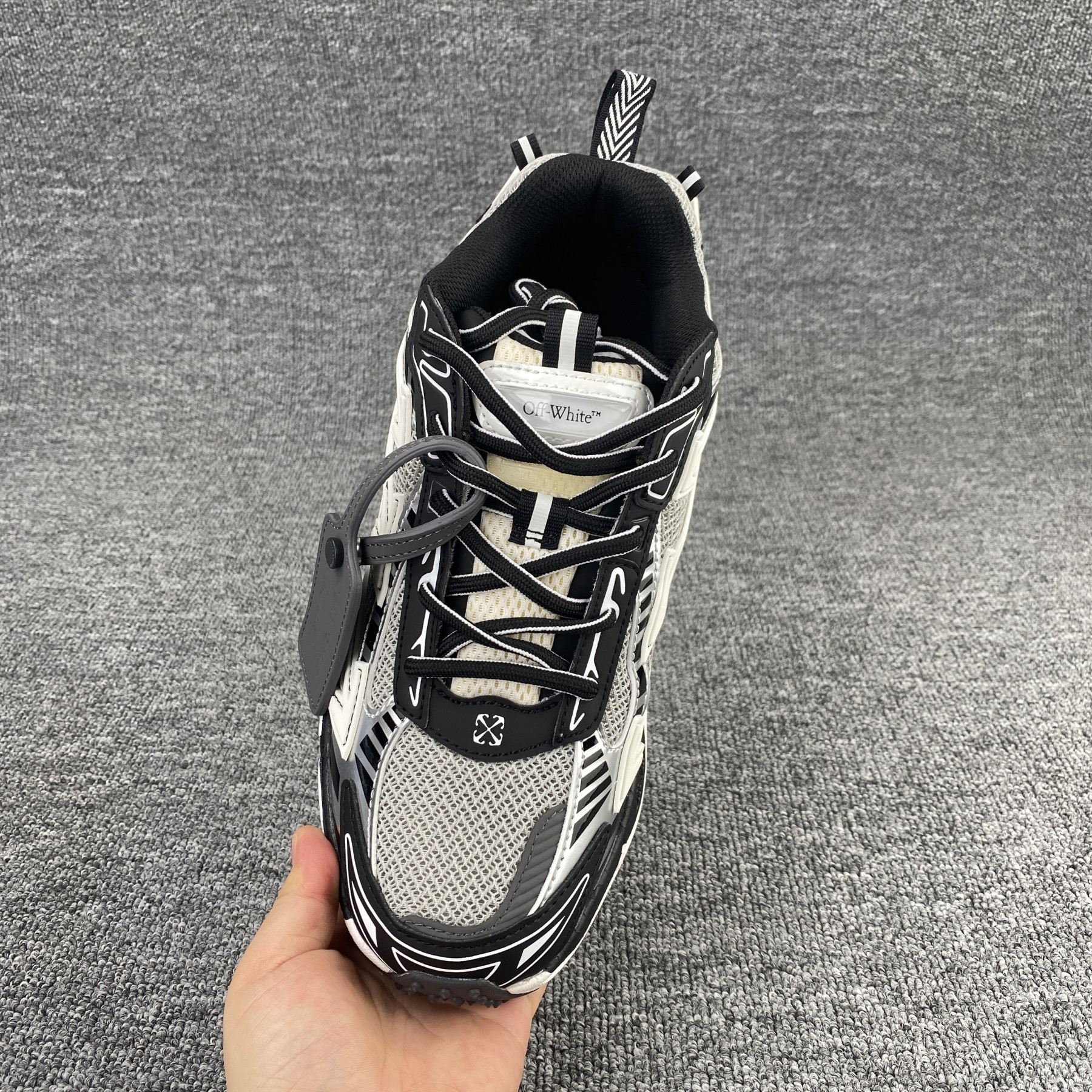 UA Off-White "BE RIGHT BACK"