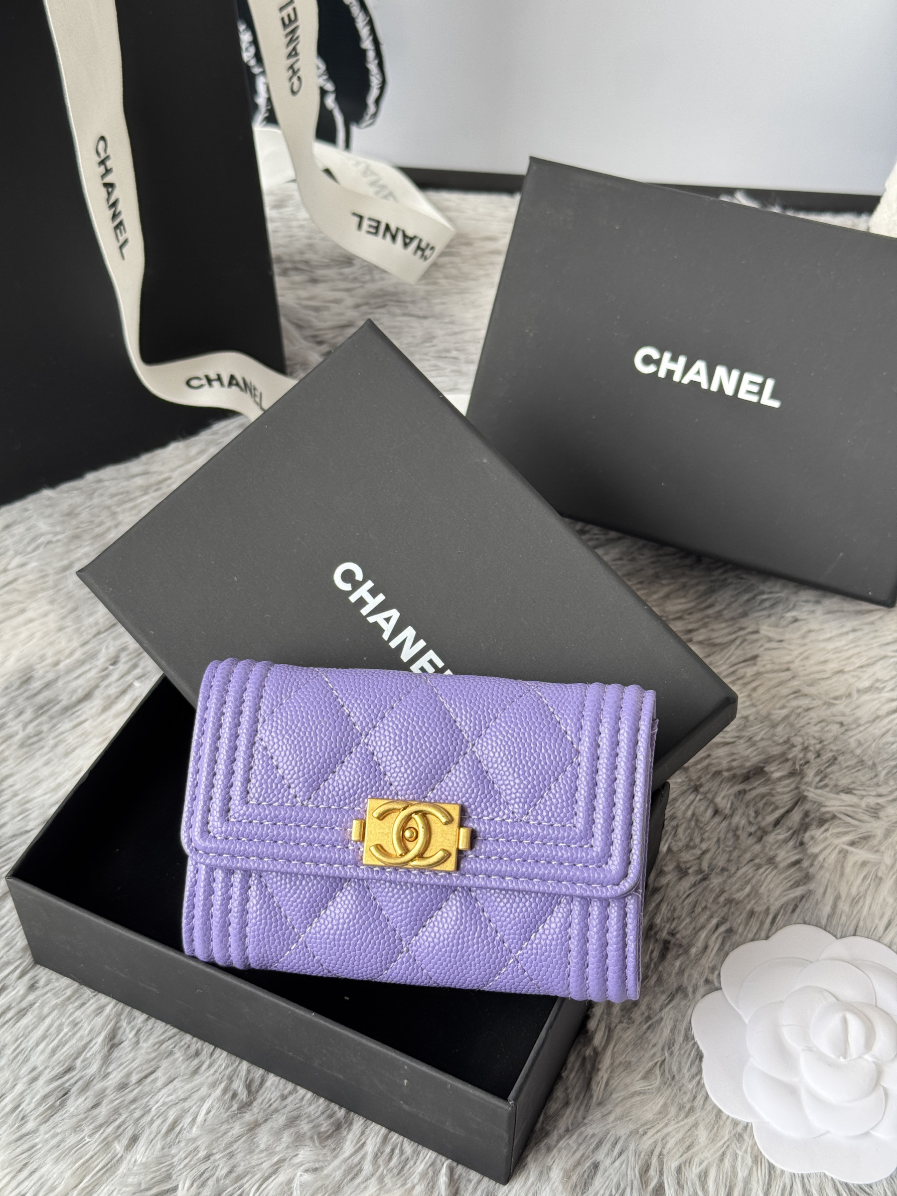 Chanel BOY CHANEL Flap Card Holder A80603 7.5x11.3x2.1cm