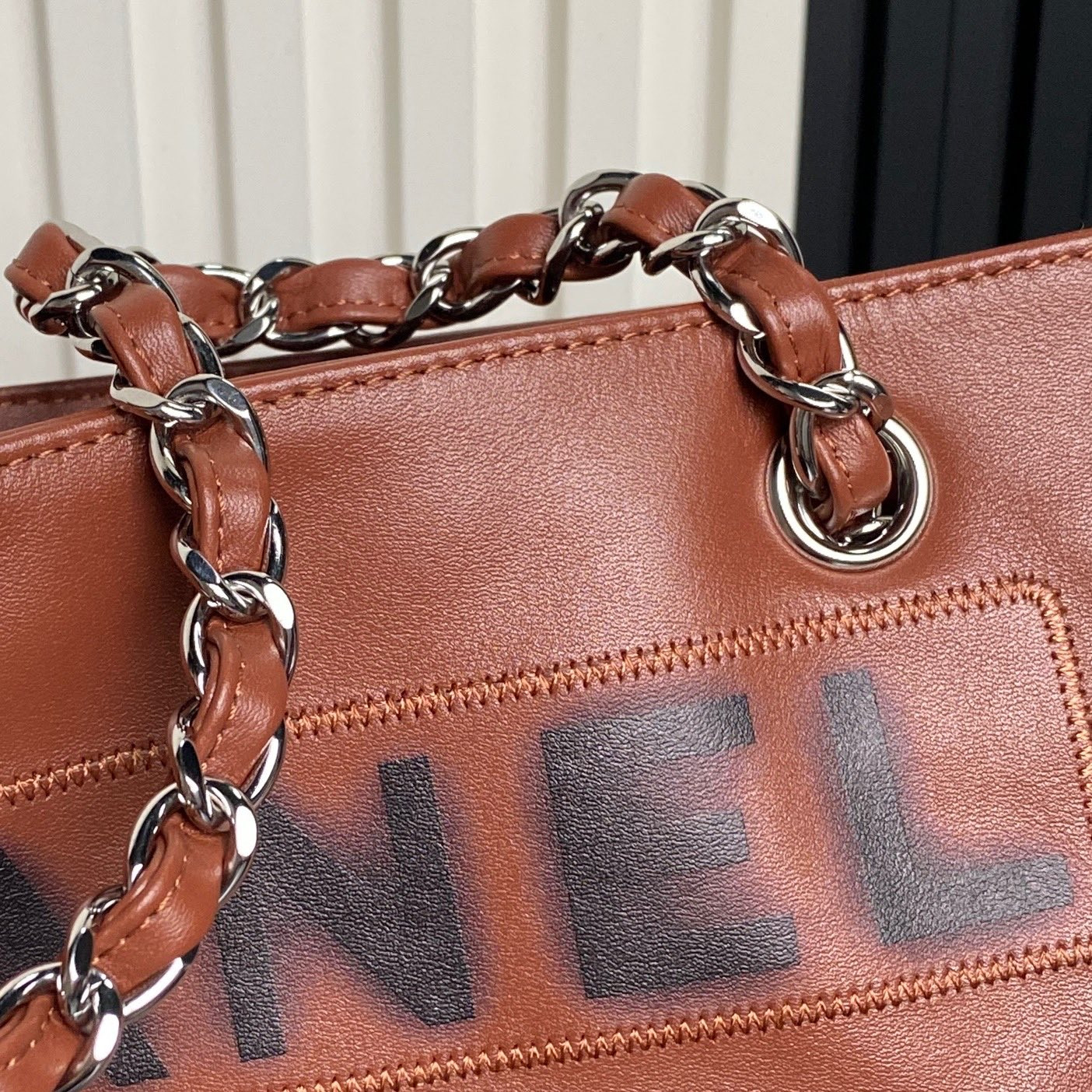 Chanel Vintage Graffiti Expandable Tote Bag AS9903 38x33cm