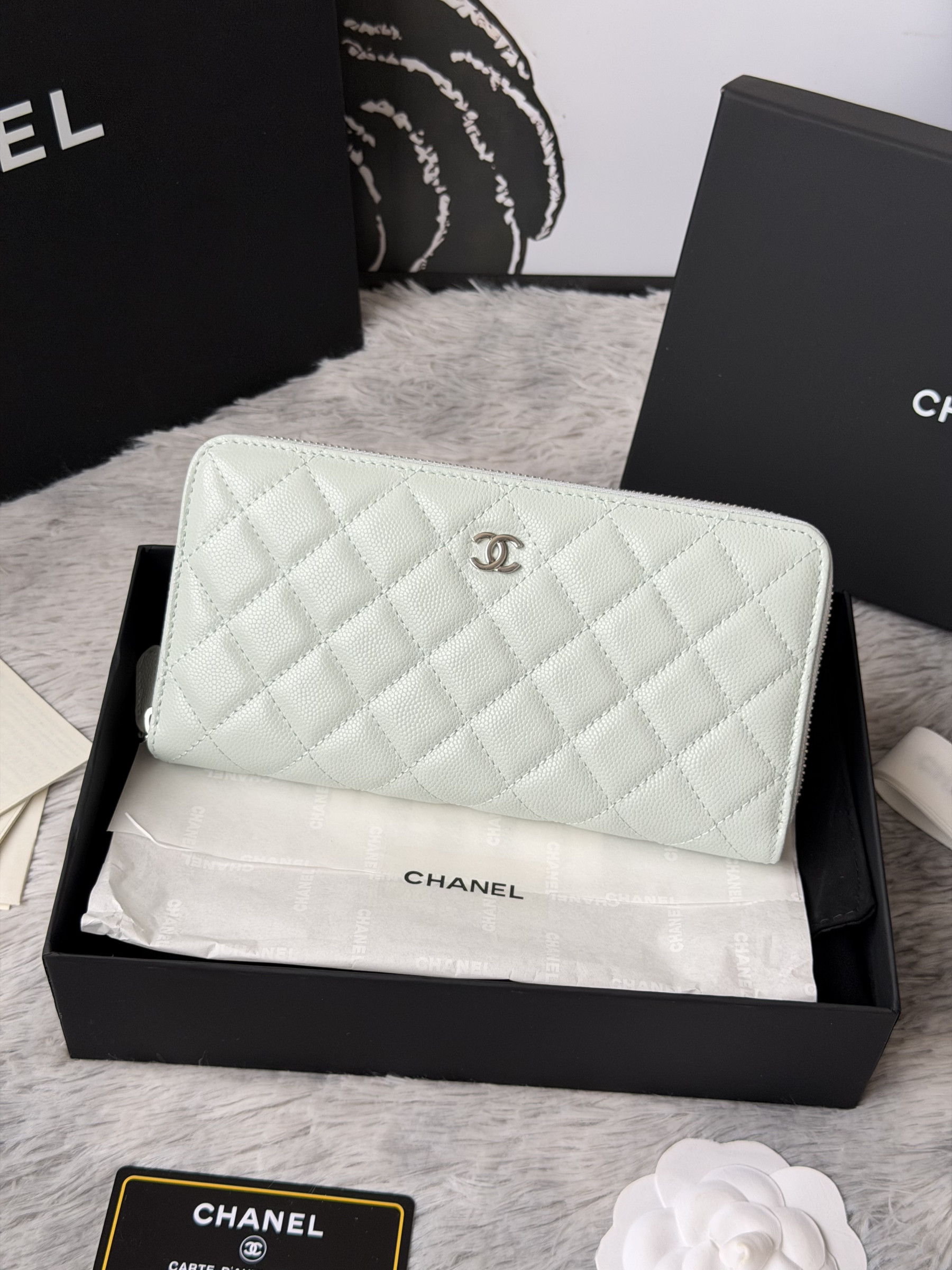 Chanel Zip Around Wallet 80758 10x19x3cm