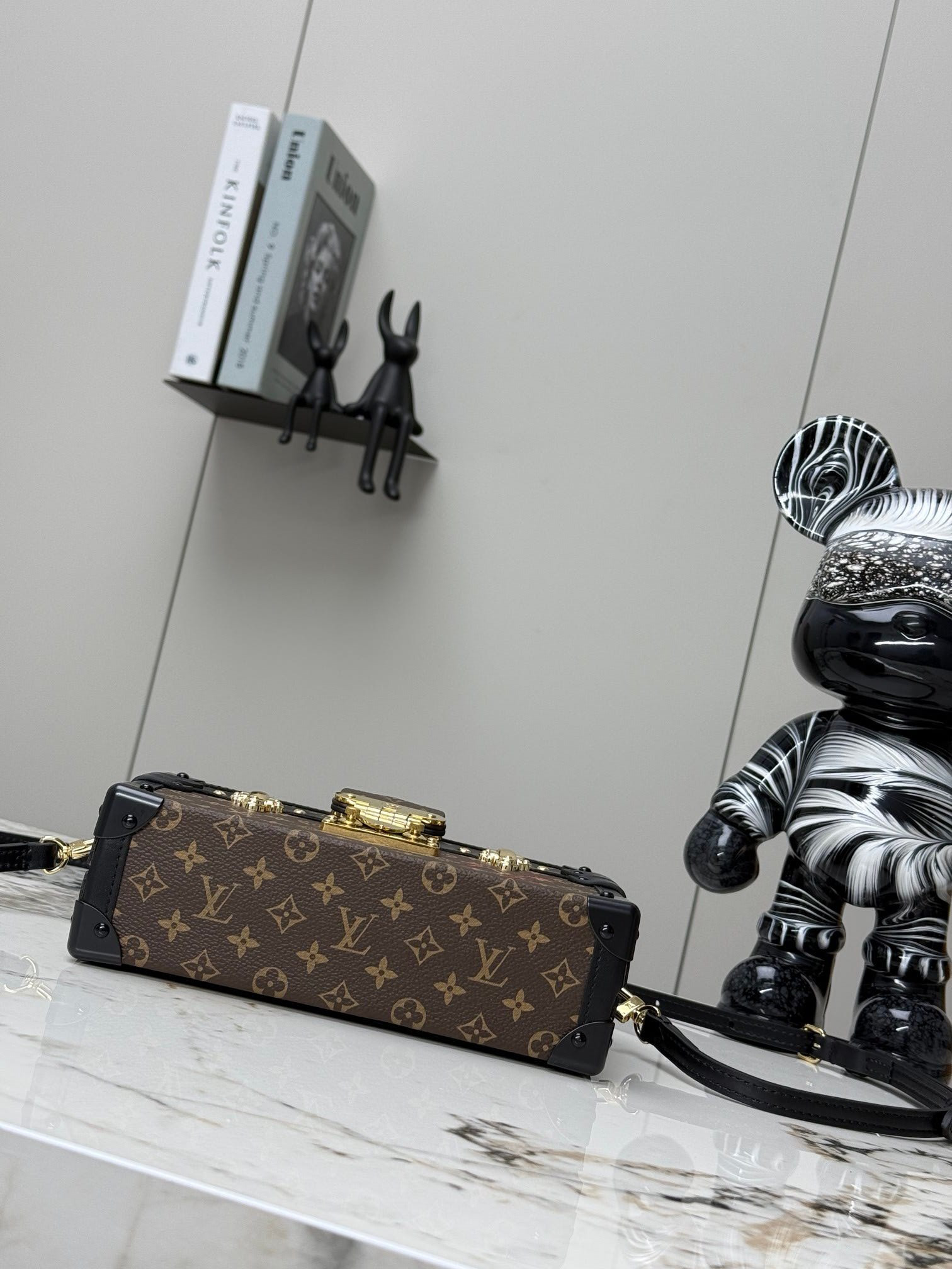 LV Petite Malle Bag M45943 20x12.5x6cm