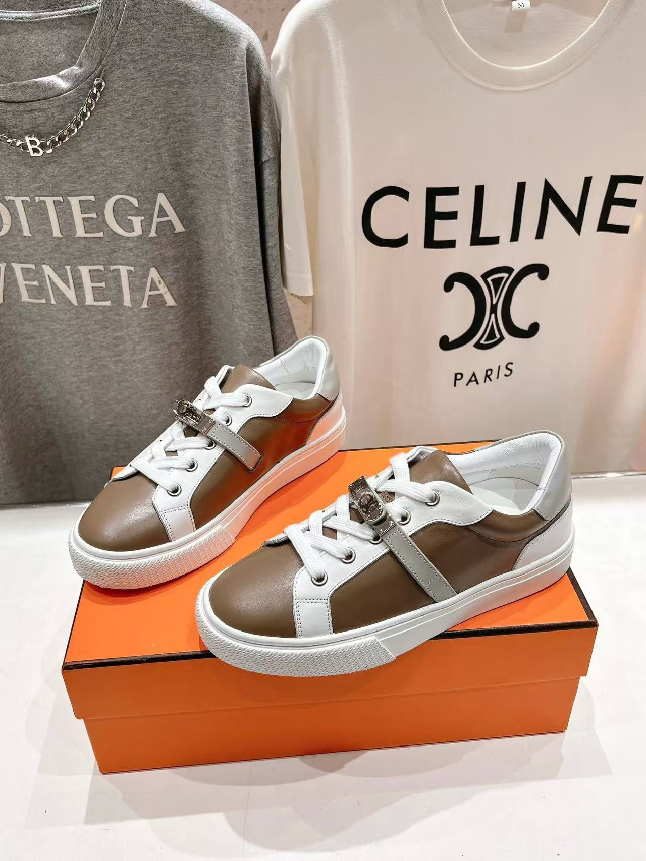 UA H**me5 Day Sneaker