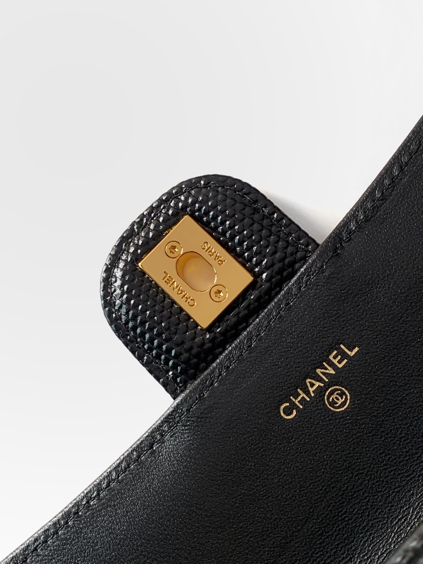 Chanel Clutch with chain AP5280 9.5x25x5cm