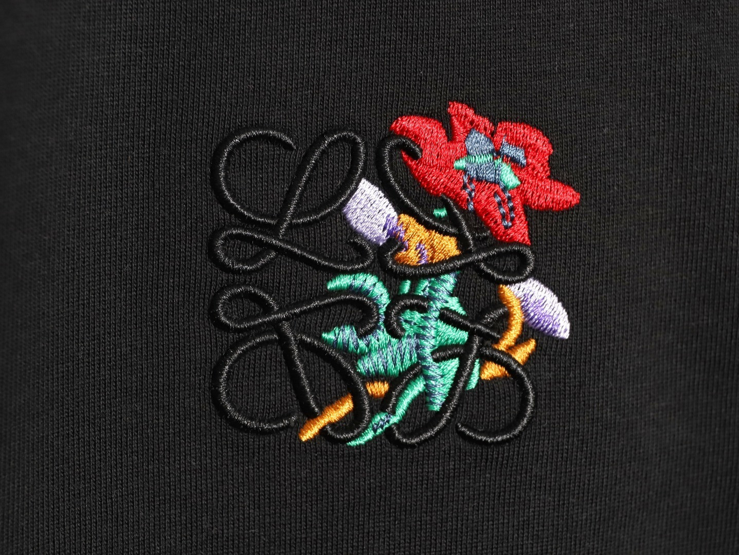 L0ew* short-sleeved t-shirt
