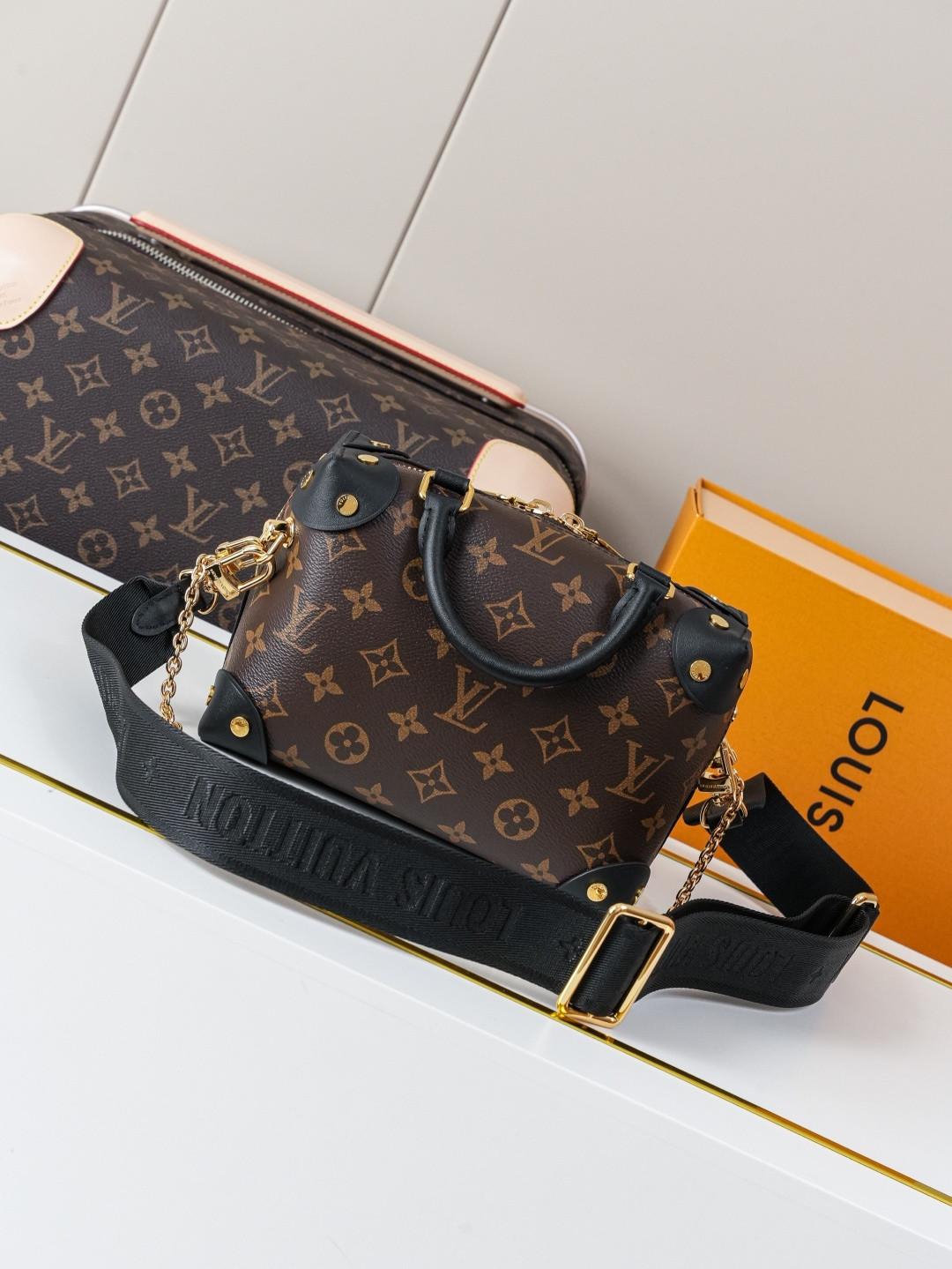 LV PETITE MALLE SOUPLE M45571 20x14x7.5CM