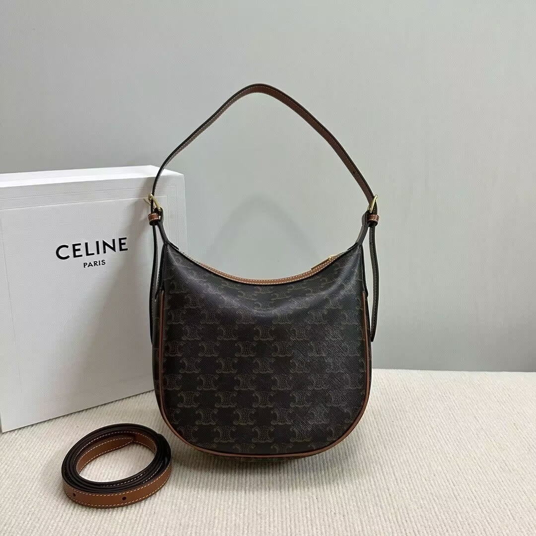 Ce1i*e SMALL HELOÏSE BAG IN TRIOMPHE CANVAS AND CALFSKIN 19x22x5cm