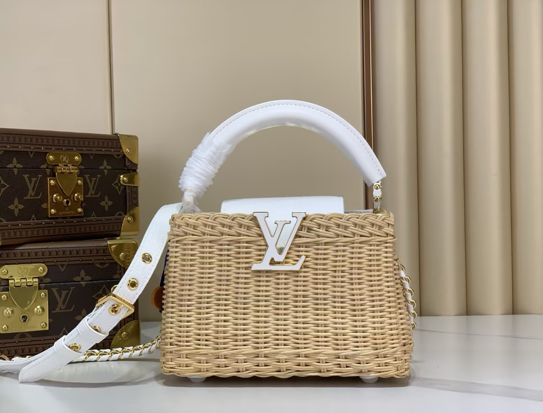 LV Capucines Mini M28548 21x13x8cm