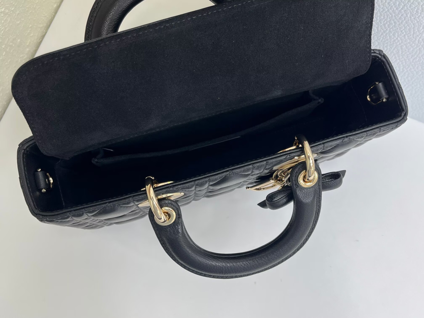 Dior Medium Lady D-Joy Bag 26 x13.5 x 5 cm