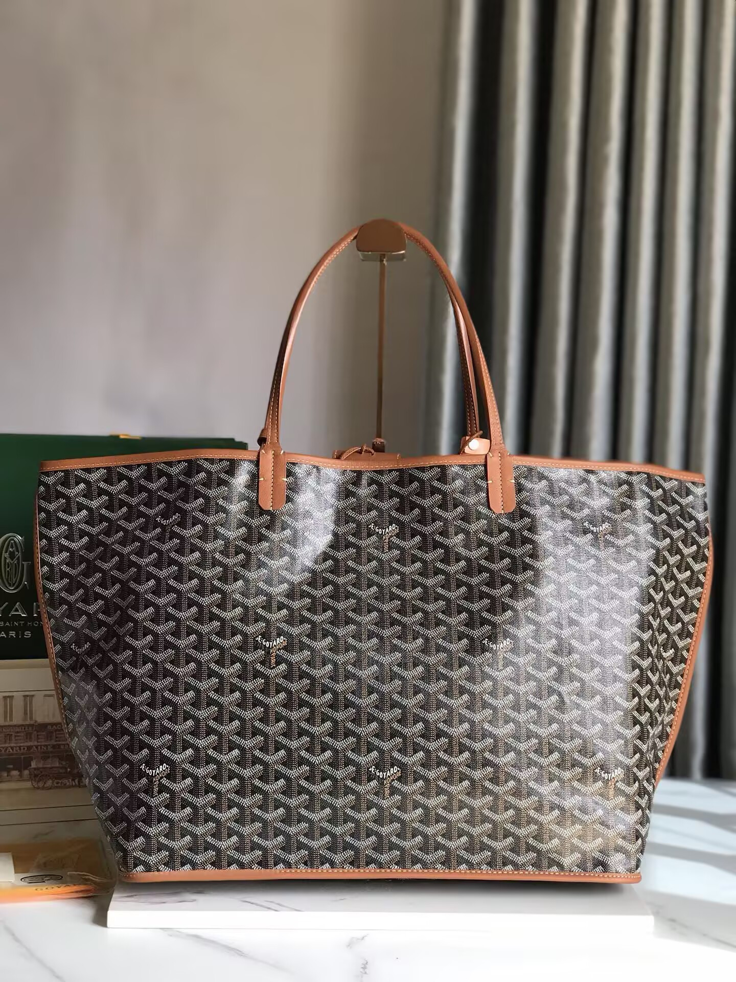 Goyard Anjou GM Bag 39x32x19cm