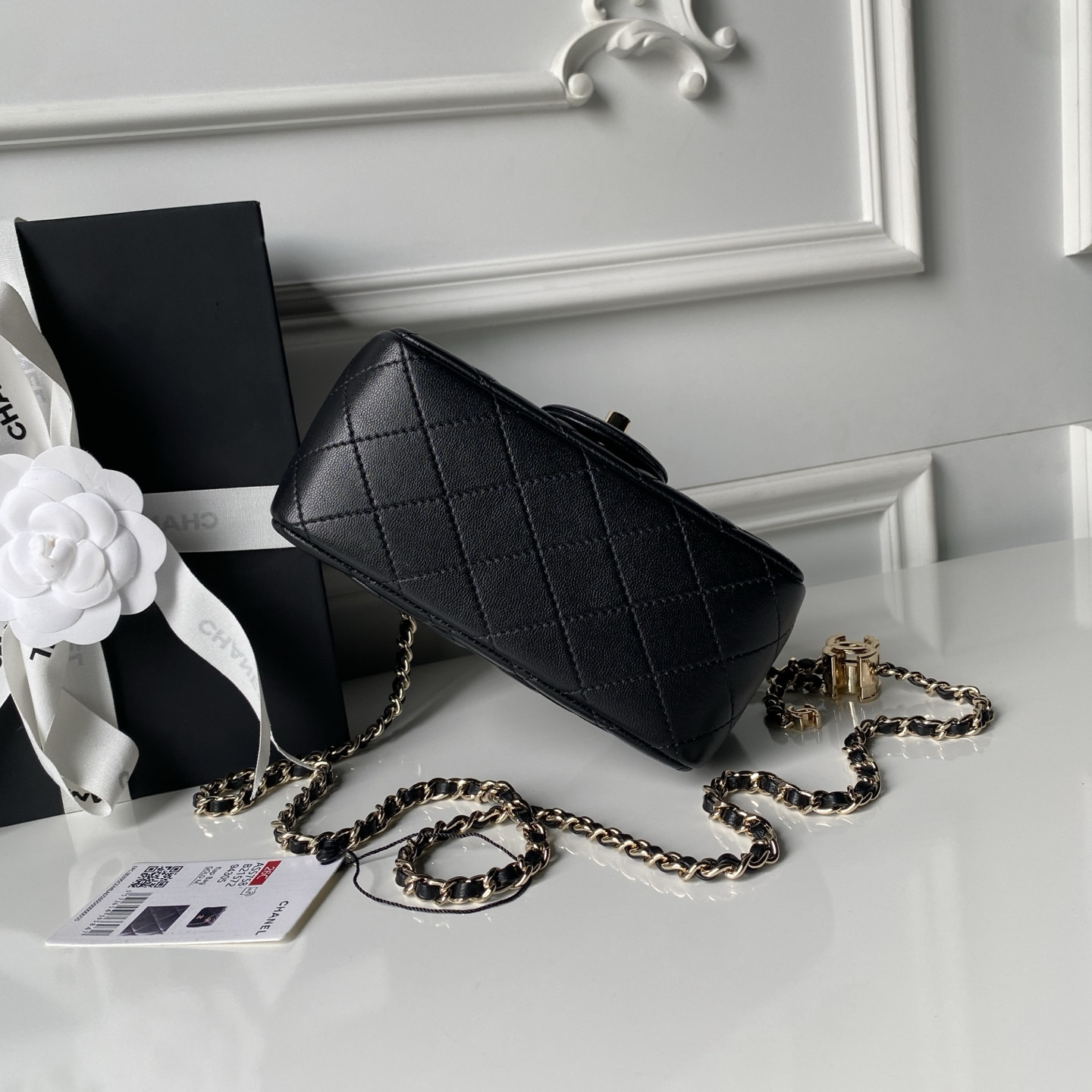 Chanel Classic Flap Handbag CF AS5758 18x13x7cm