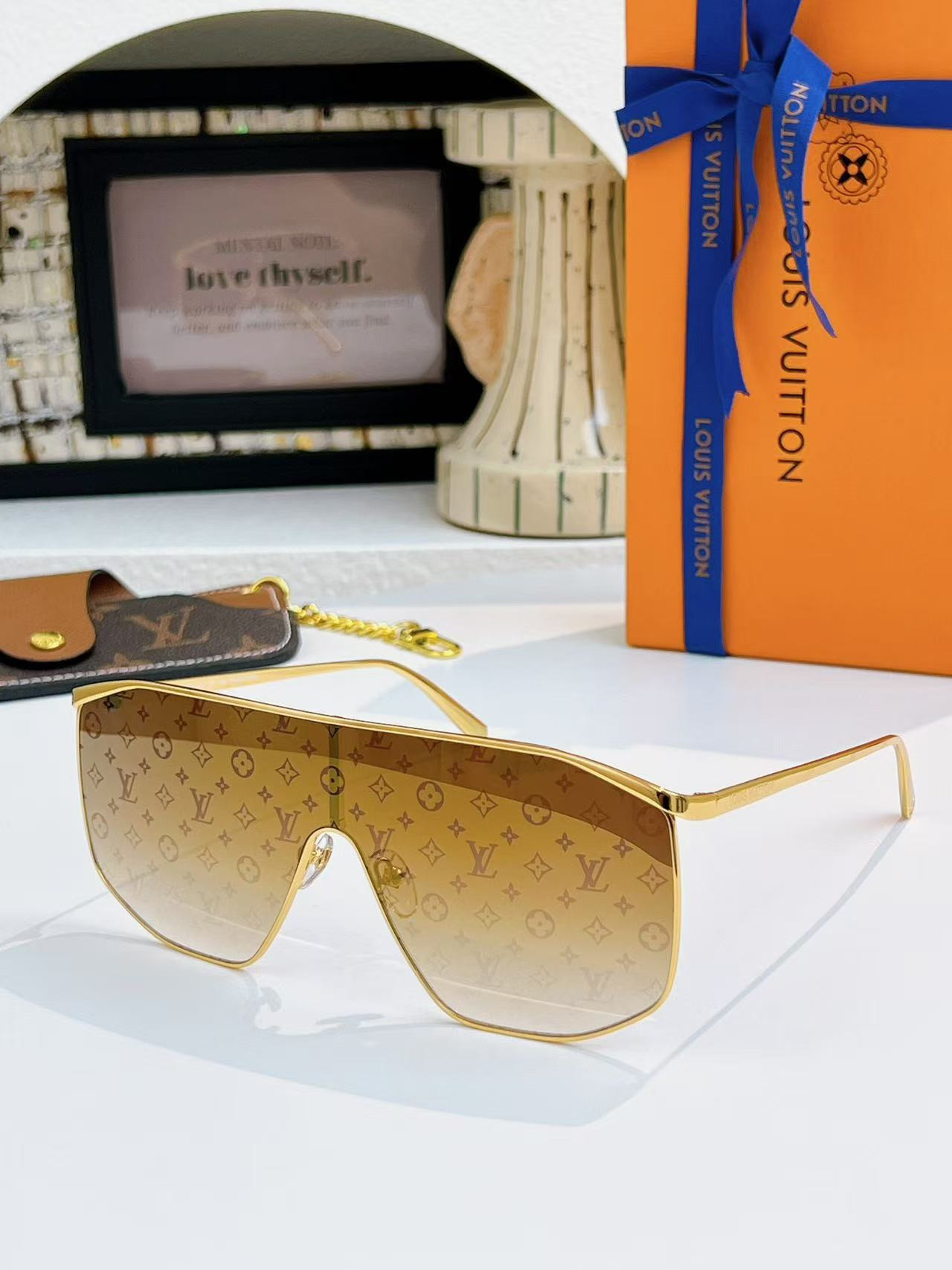 LV Glasses