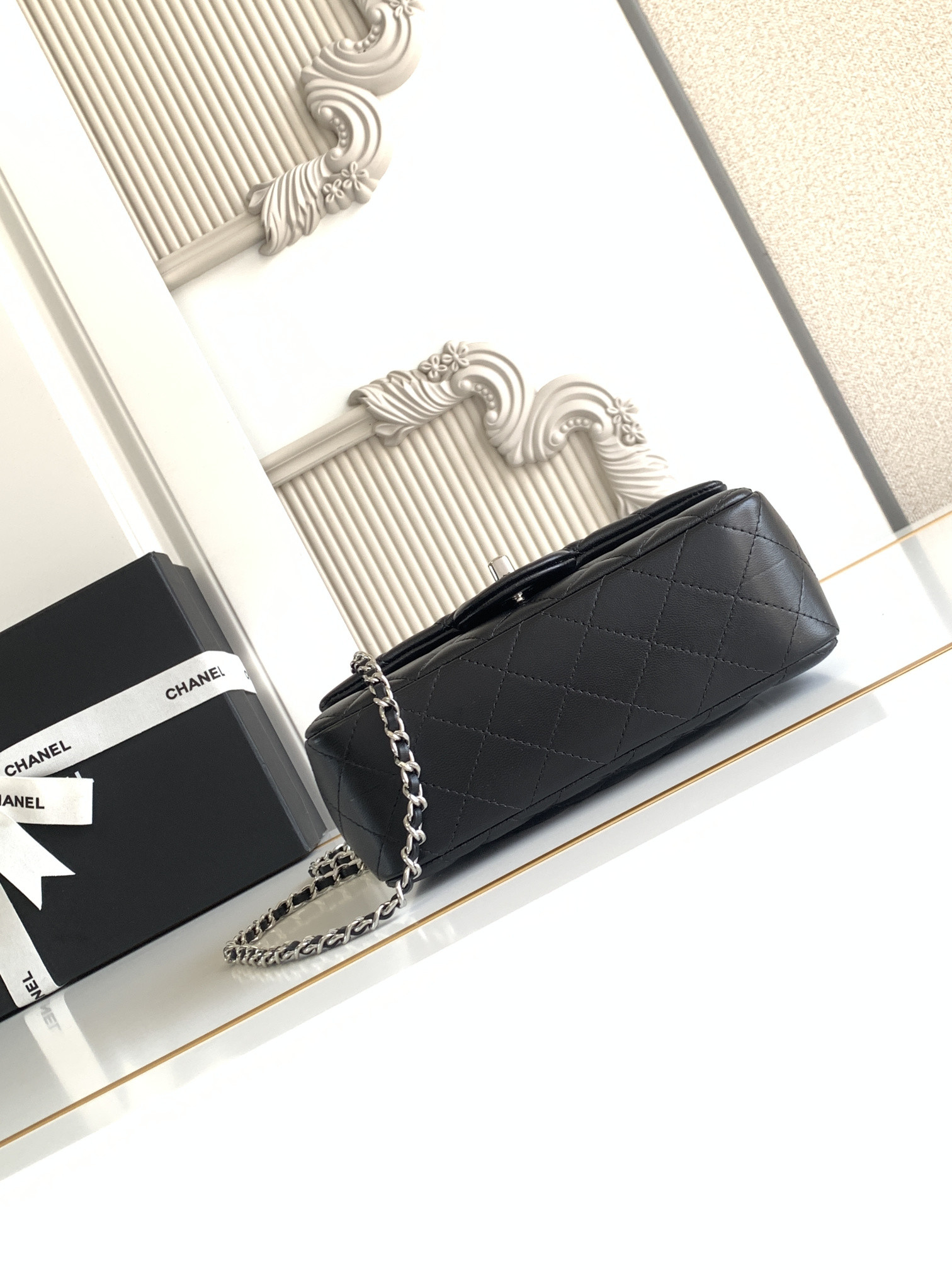 CHANEL Mini CF handle 20x12x6cm