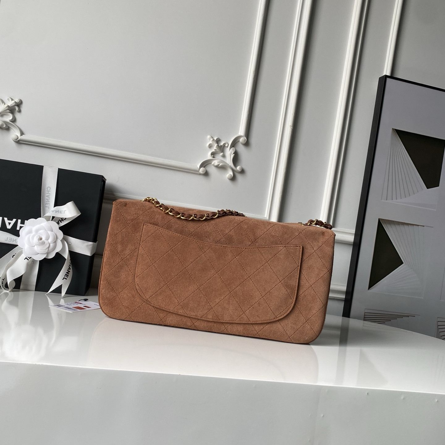 Chanel Maxi Flapbag Gold hardware AS6281 19.5x32x10cm