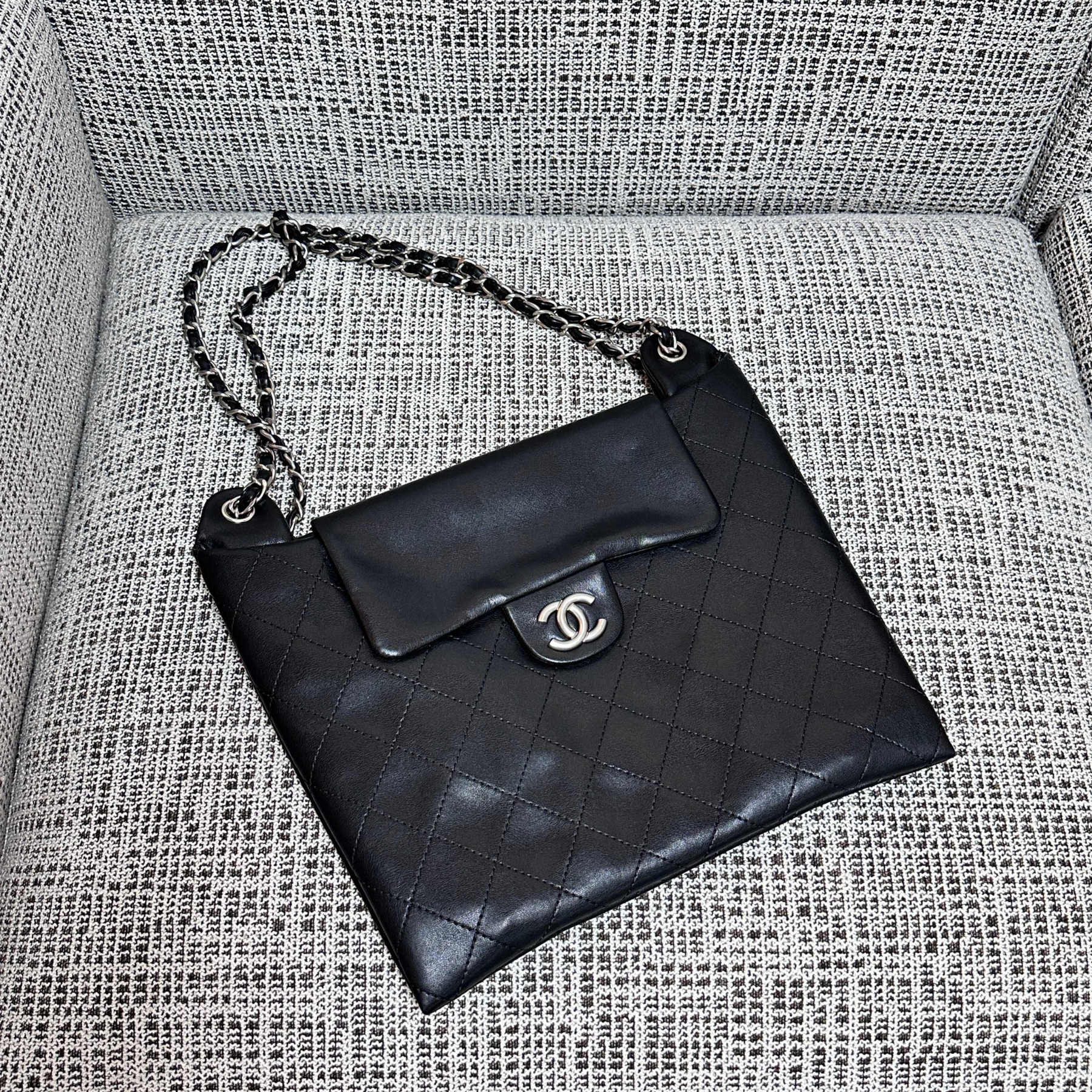 Chanel Hobo Bag 36x32x3cm