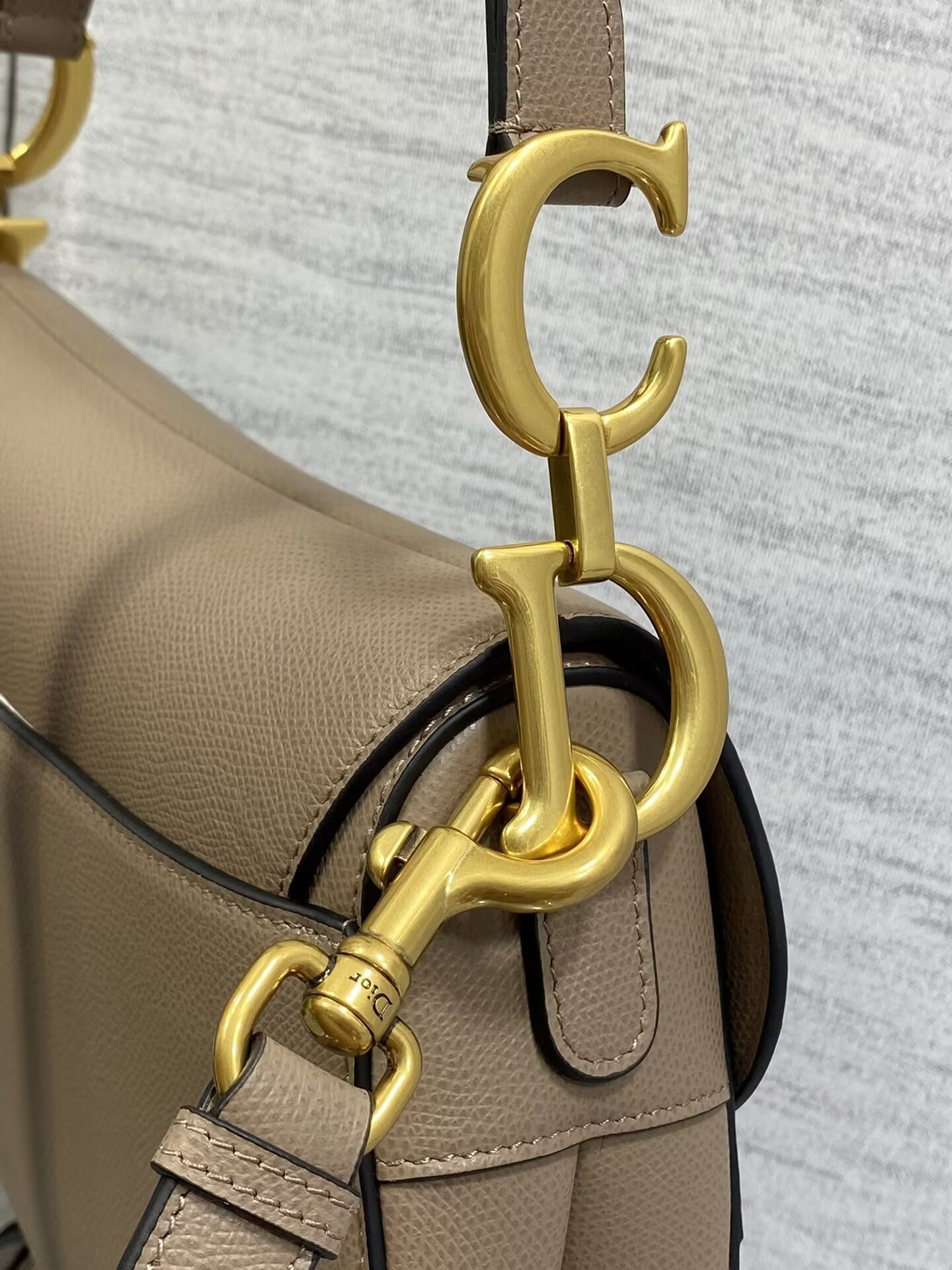 D10r Saddle Bag 24x6x18cm
