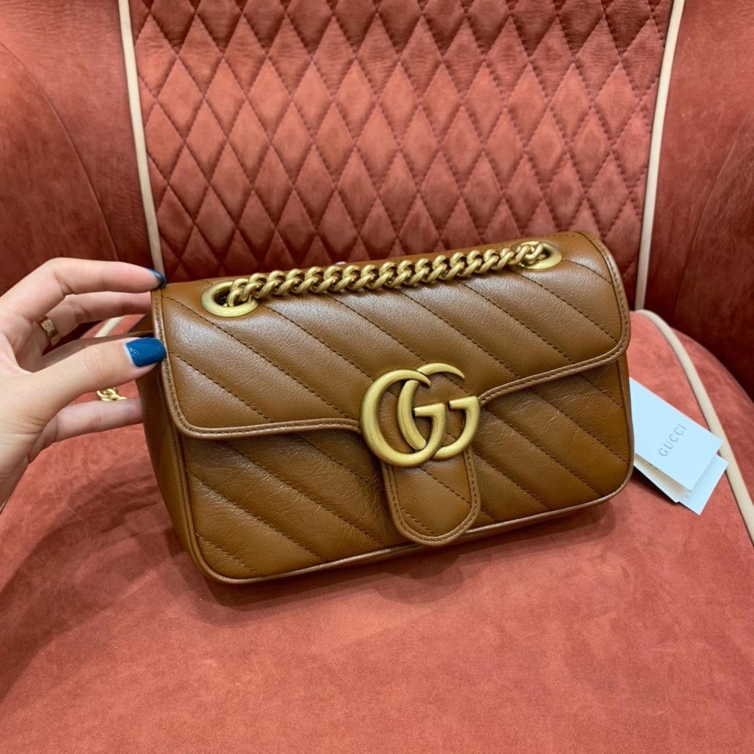 Gvc*1 GG Marmont mini matelasse shoulder bag 22cm