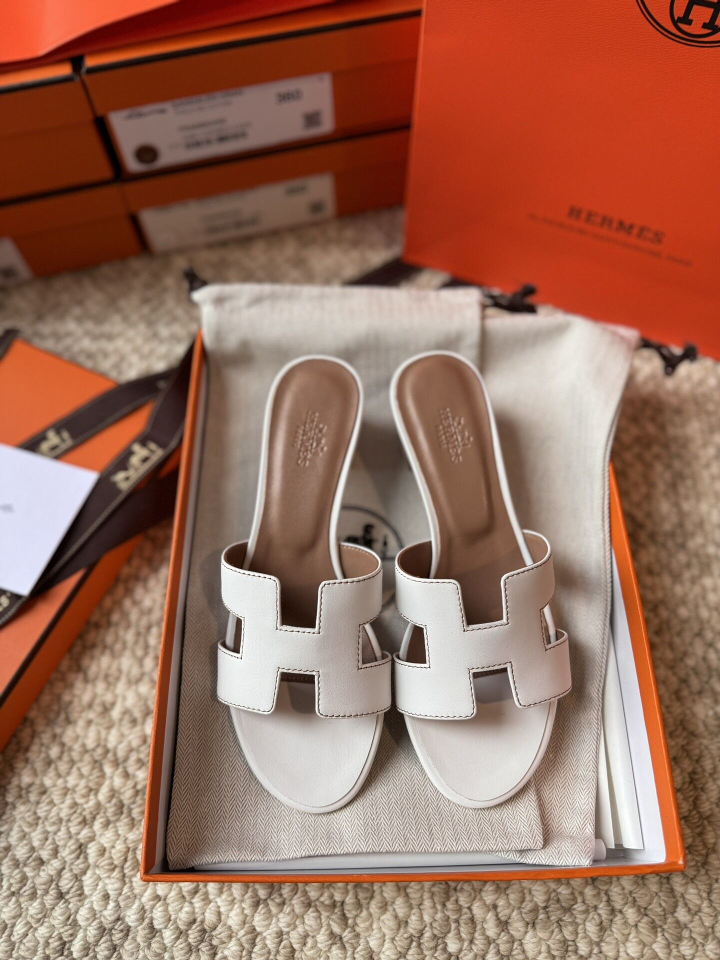 UA H**me5 Oasis White Sandal