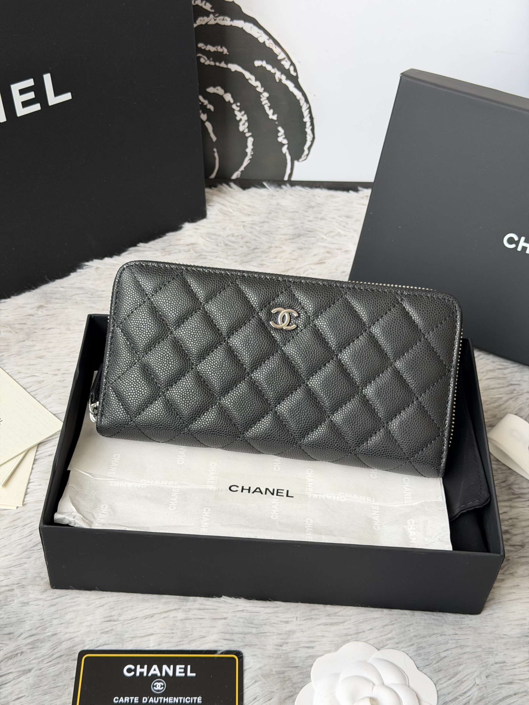 Chanel Zip Around Wallet 80758 10x19x3cm