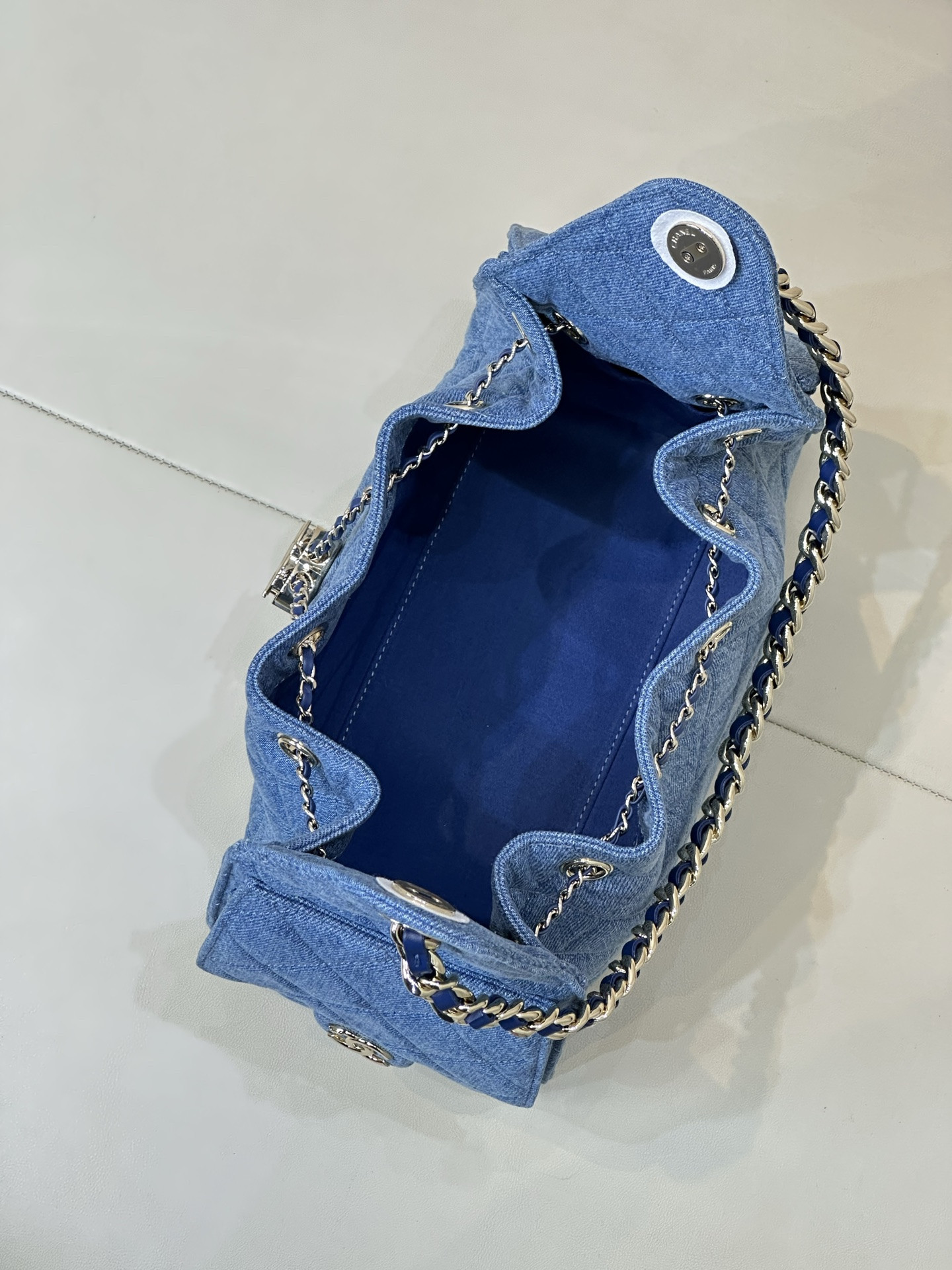 CHANEL 25C Bucket Bag 26x30x14cm