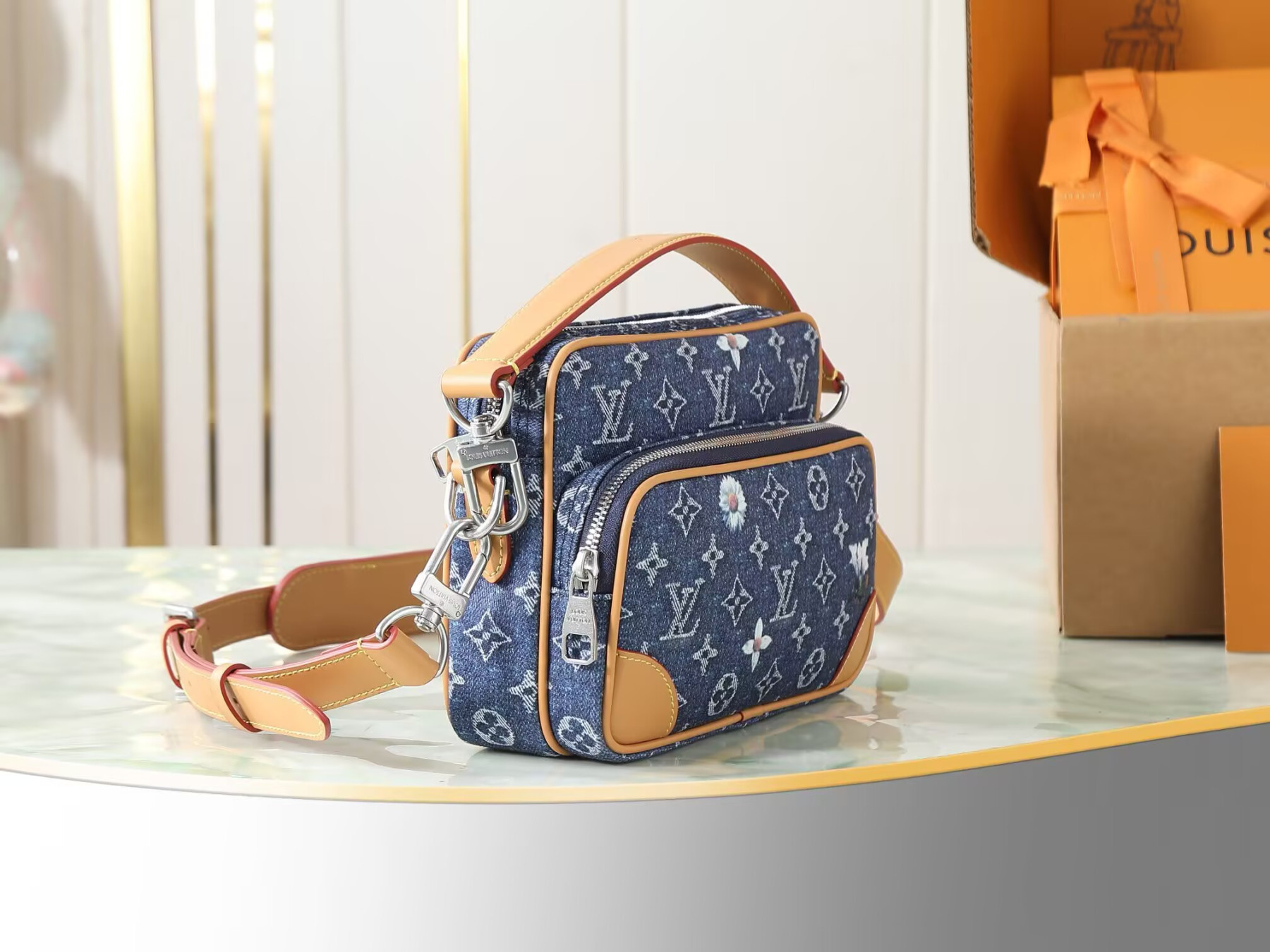 LV Nil M27553 28 x 17.5 x 11 cm