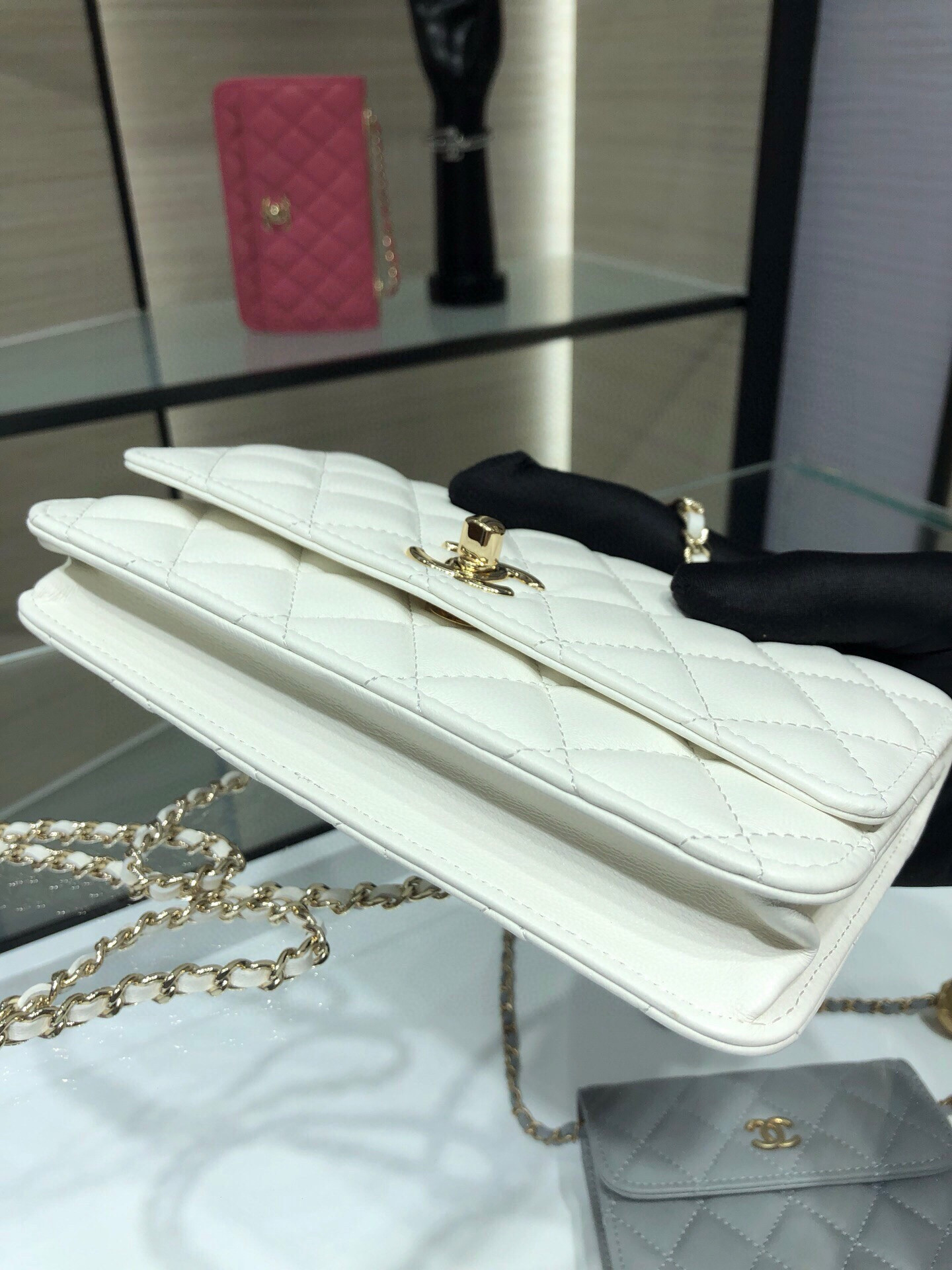 Chanel WOC Trendy CC Wallet On Chain 19x12x3.5cm