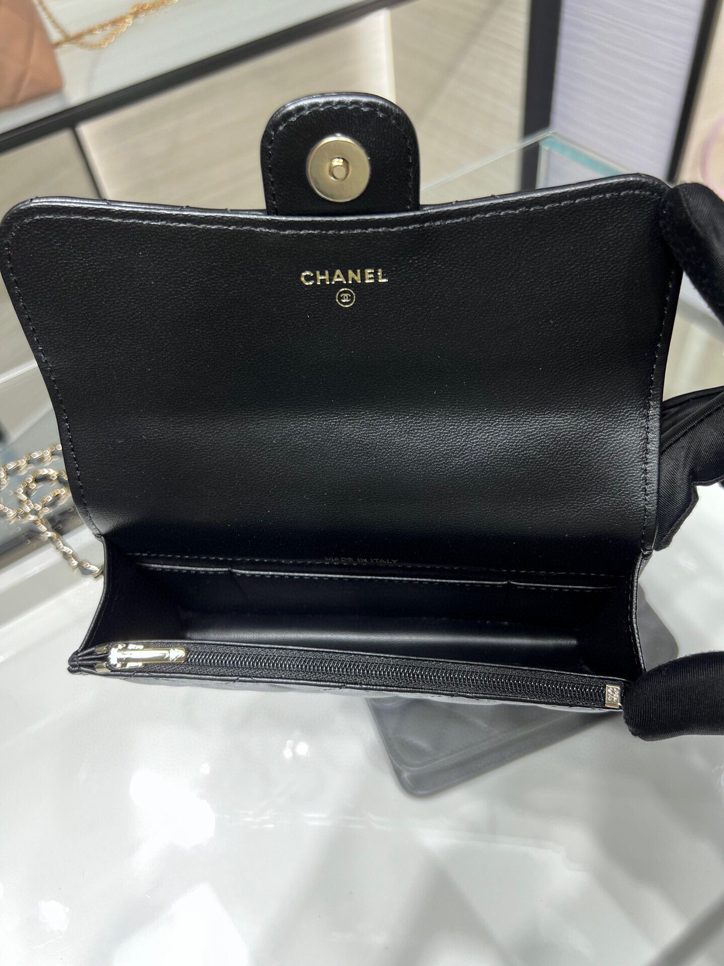 CHANEL Classic Handbag With Top Handle Light gold buckle 17x9x3cm