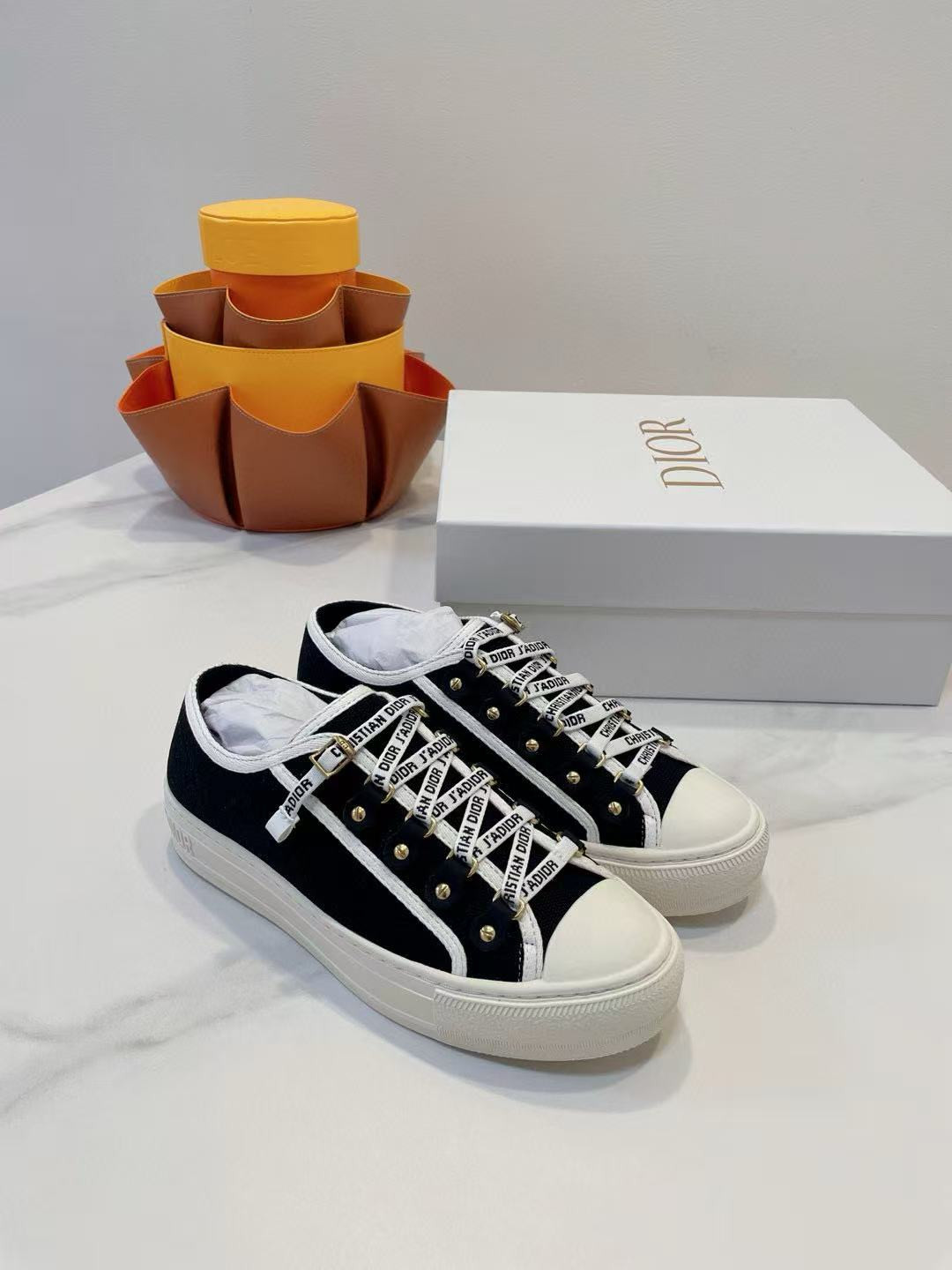 UA D10r Walk'N'D10r Sneaker