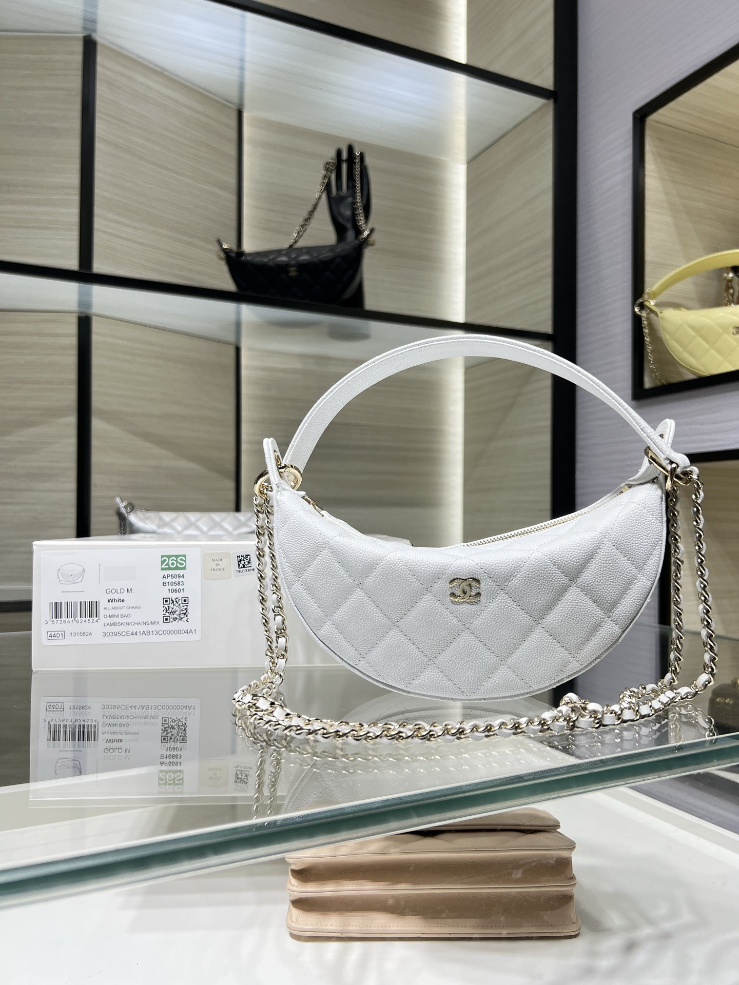Chanel Clutch with chain Light Gold Hardware AP5094 15x22x6cm