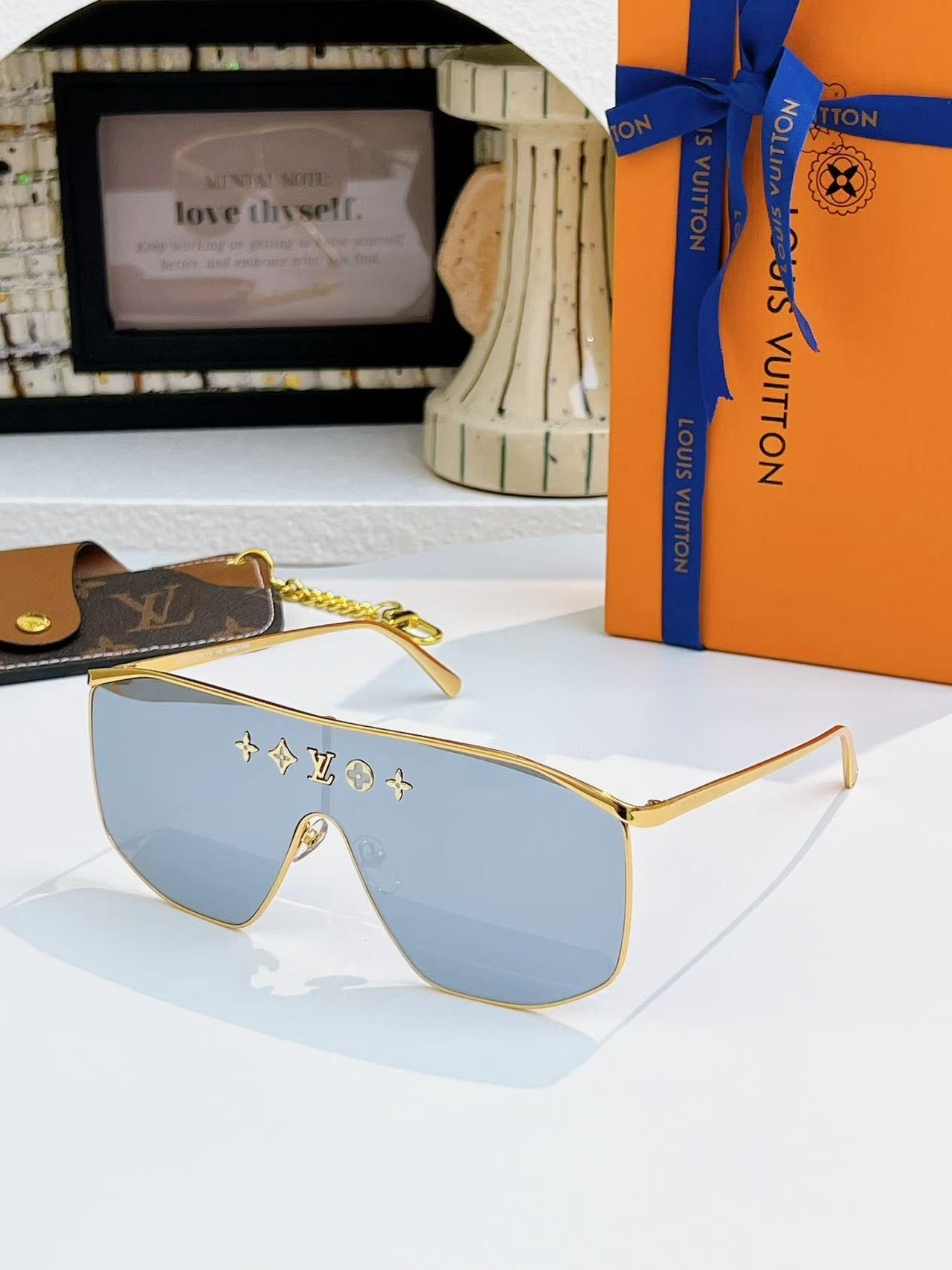 LV Glasses