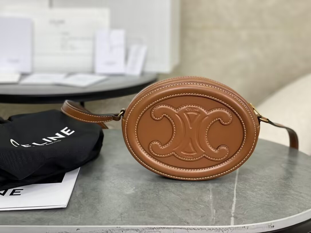 Celine Small Calfskin Cuir Triomphe Oval Crossbody 20x15x6cm