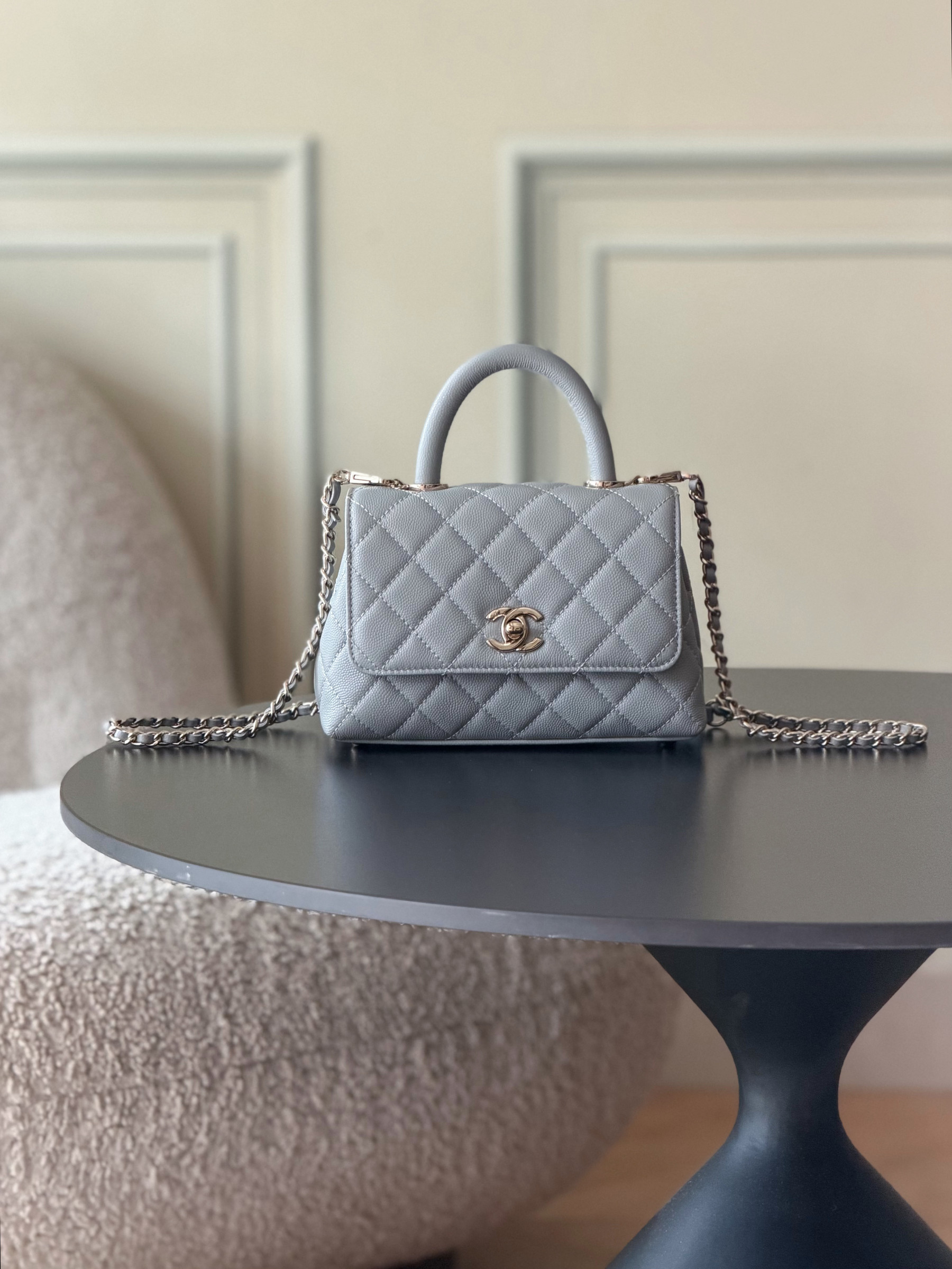 CHANEL mini coco handle 13x19x9cm