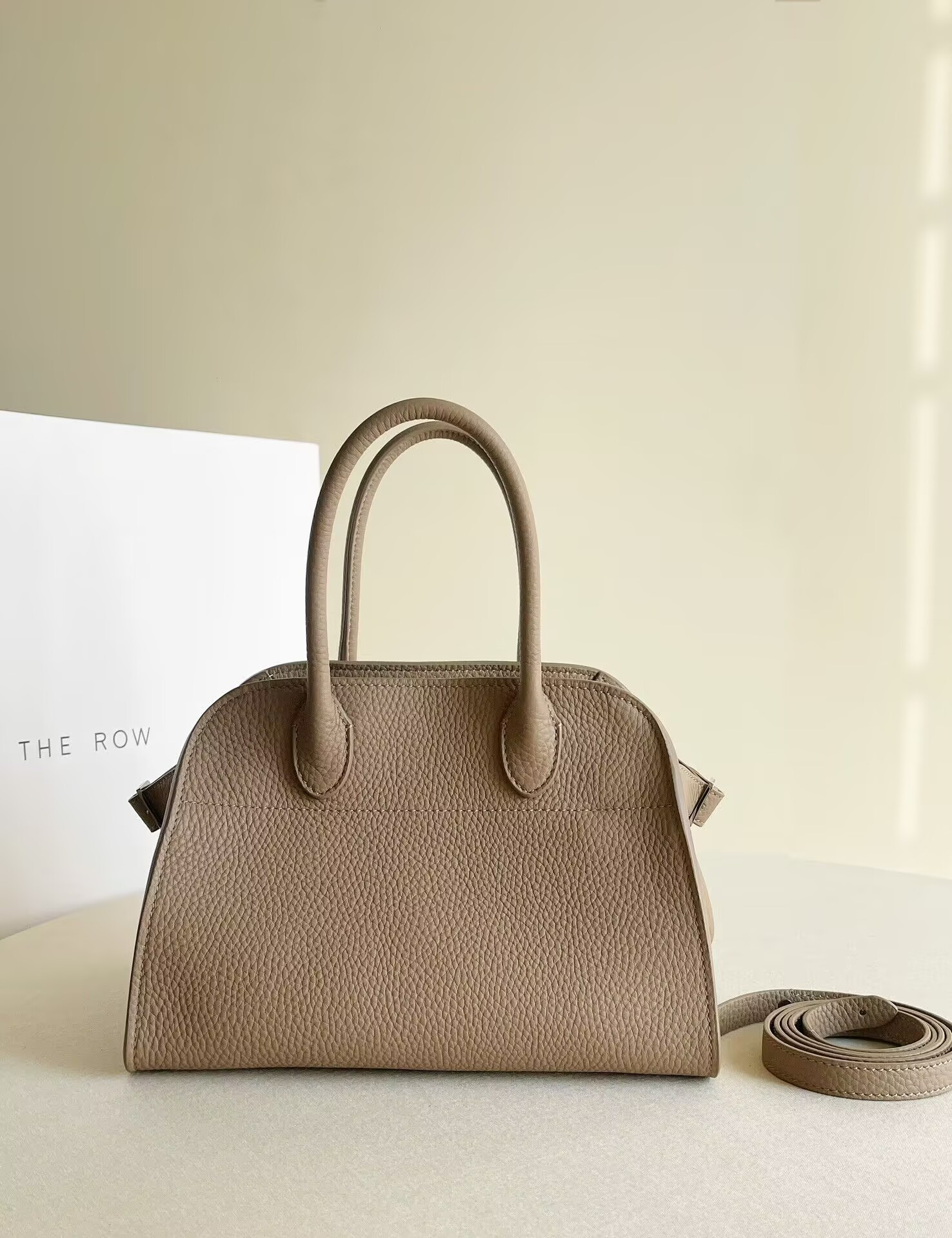 The R0w MARGAUX 10 26x17.5x21cm