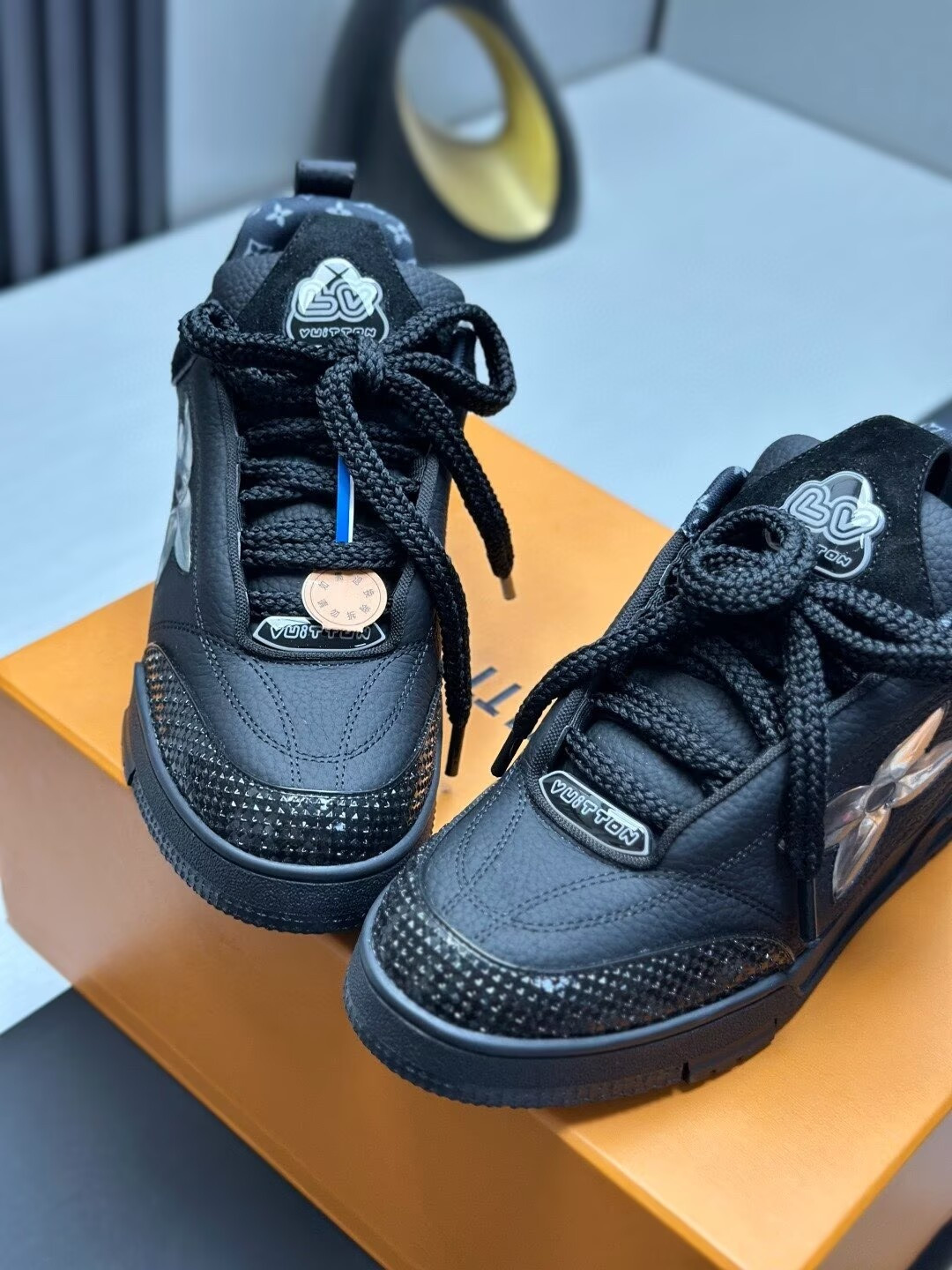 UA LV Skate Sneaker